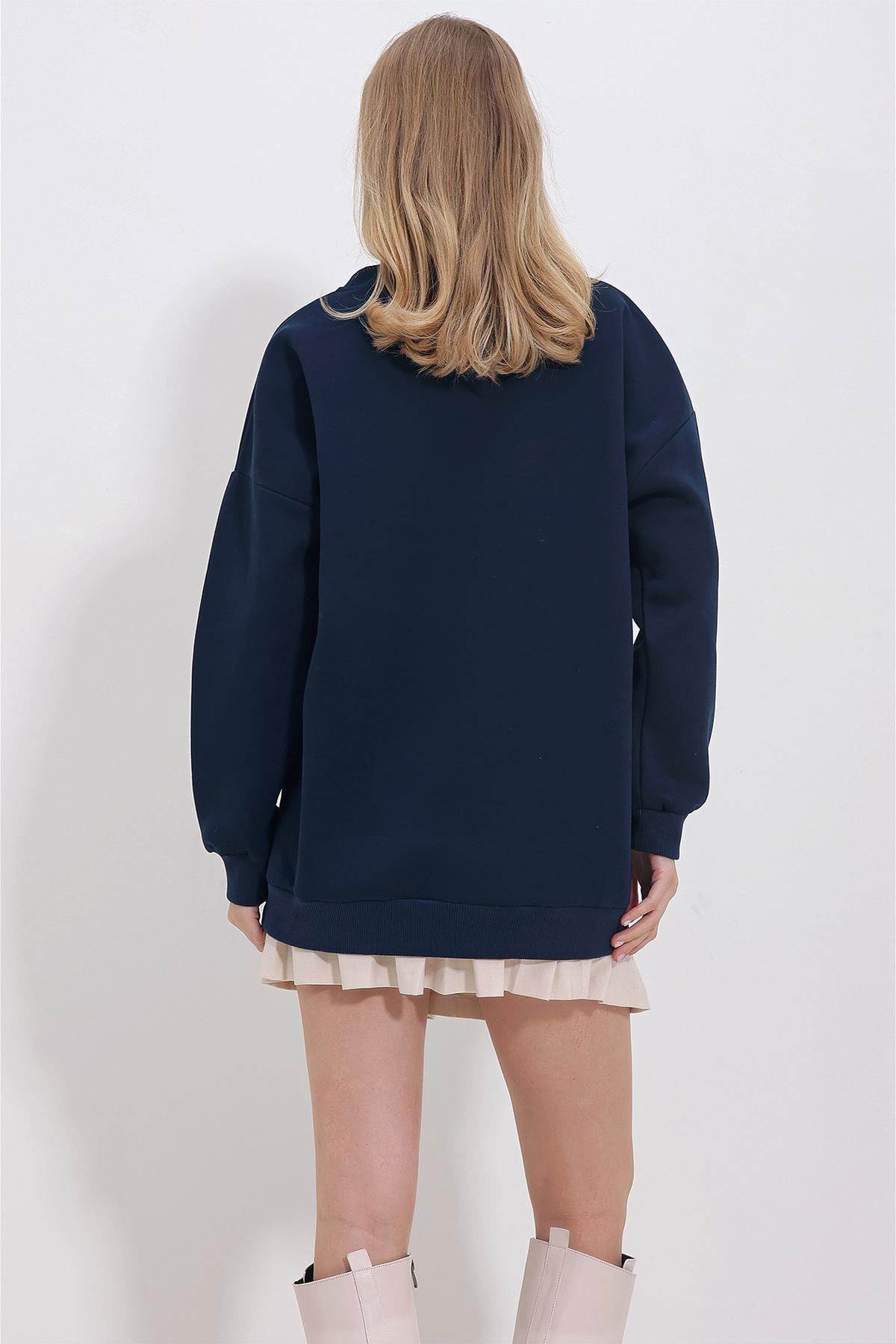 Navy Crew Neck Embroidered Oversized Sweatshirt, , large image number 4