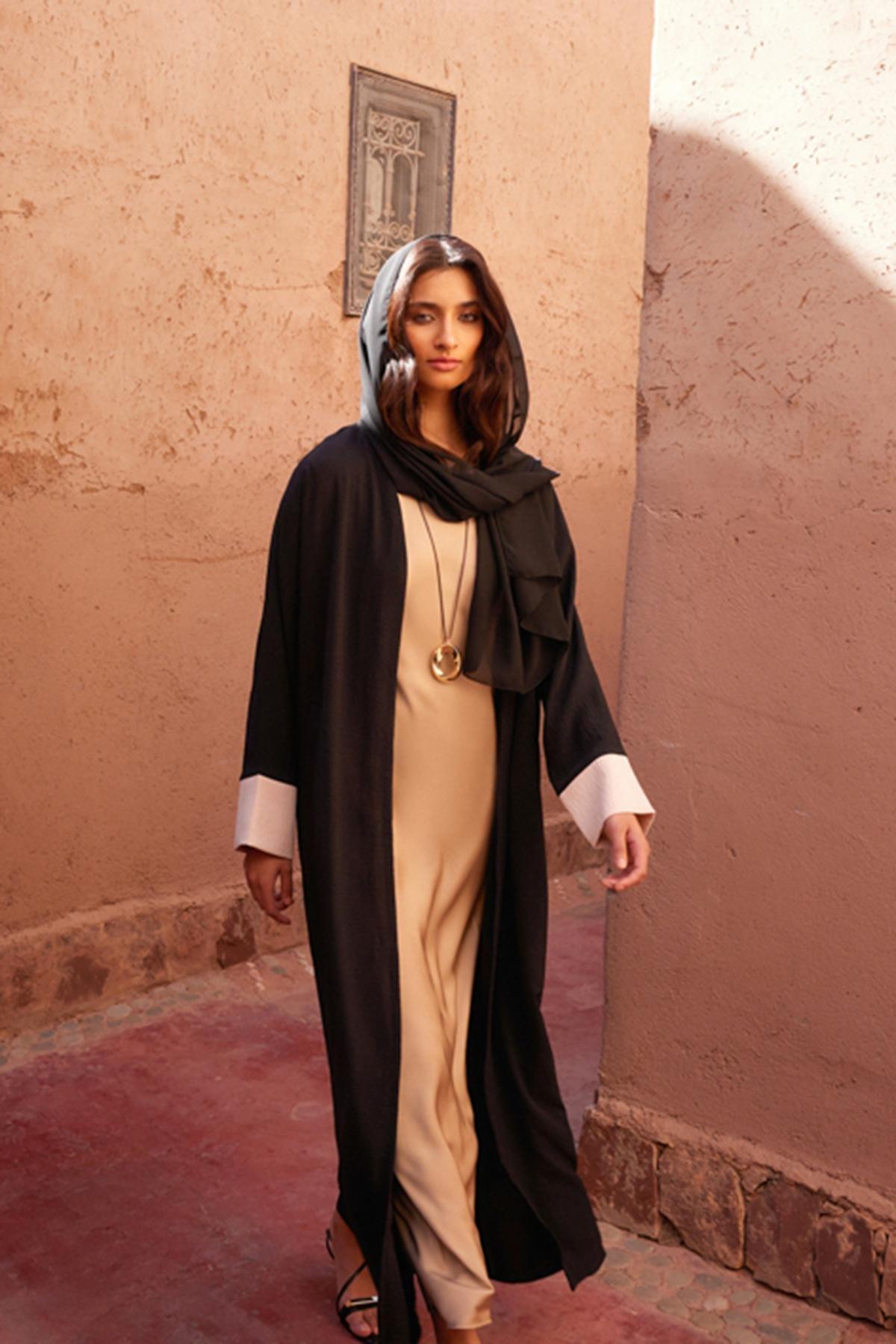 Black Colour Block Abaya Set, , large image number 0