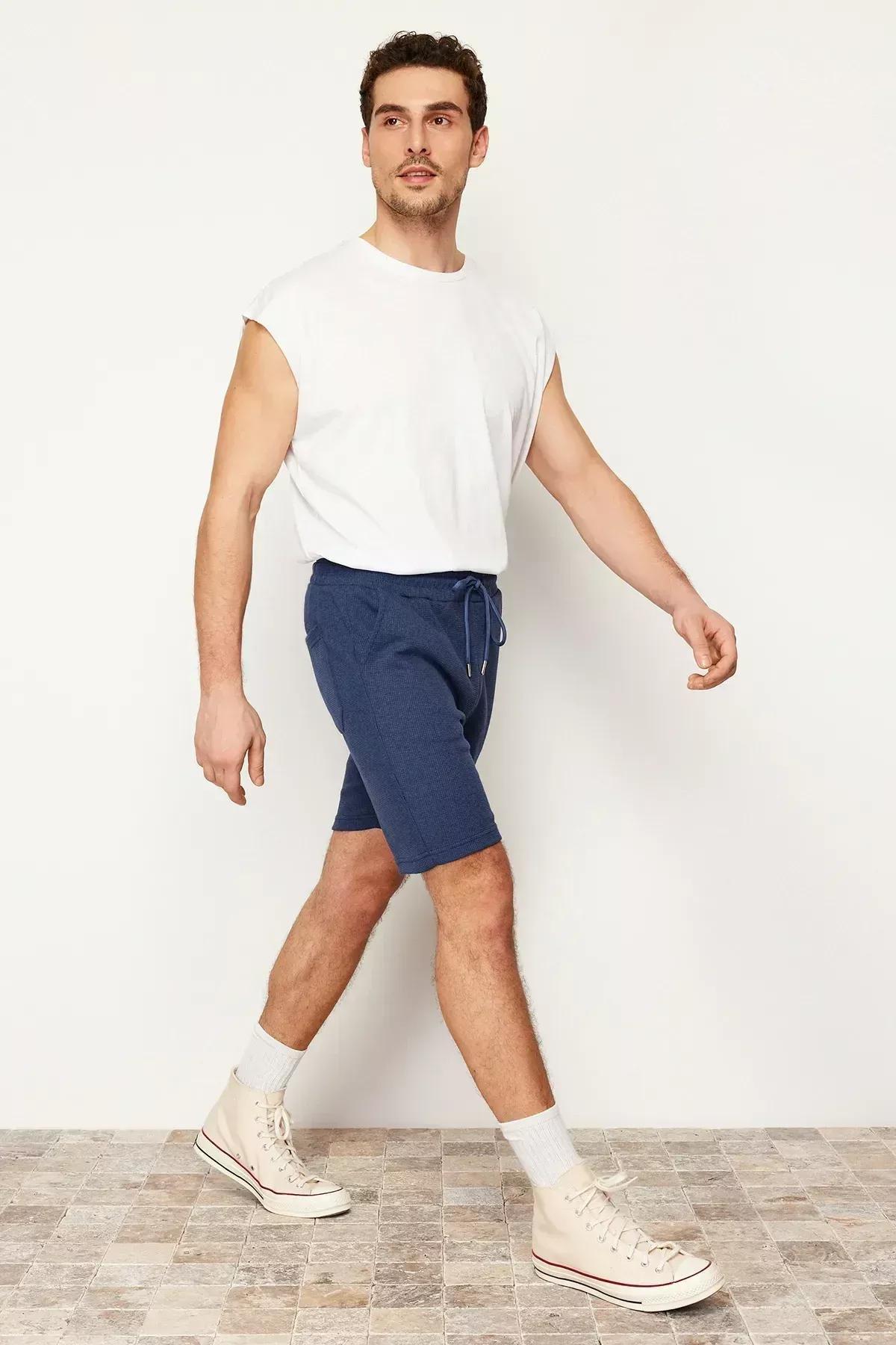 Navy Slim Textured Waffle Elastic Waist Shorts, Indigo, large image number 3