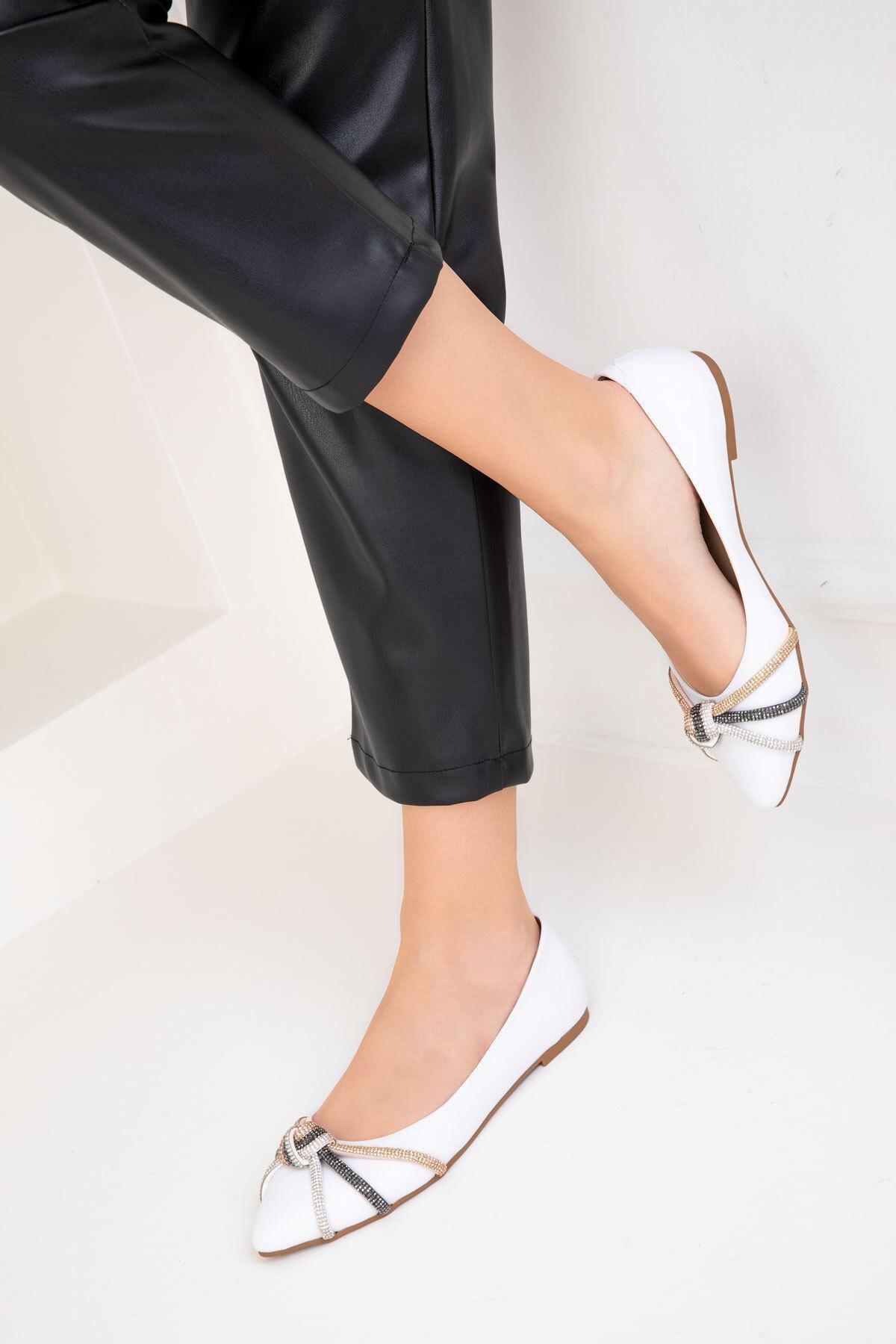 White Pointed Toe Flats, , large image number 1