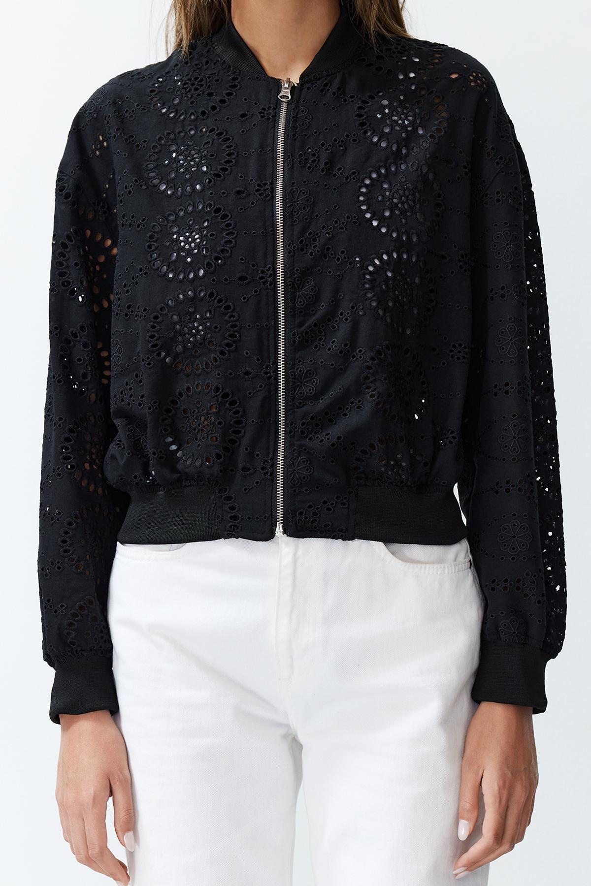 Black Oversize Molded Embroidered Thin Bomber Jacket TWOSS24MO00061, single, , large image number 2