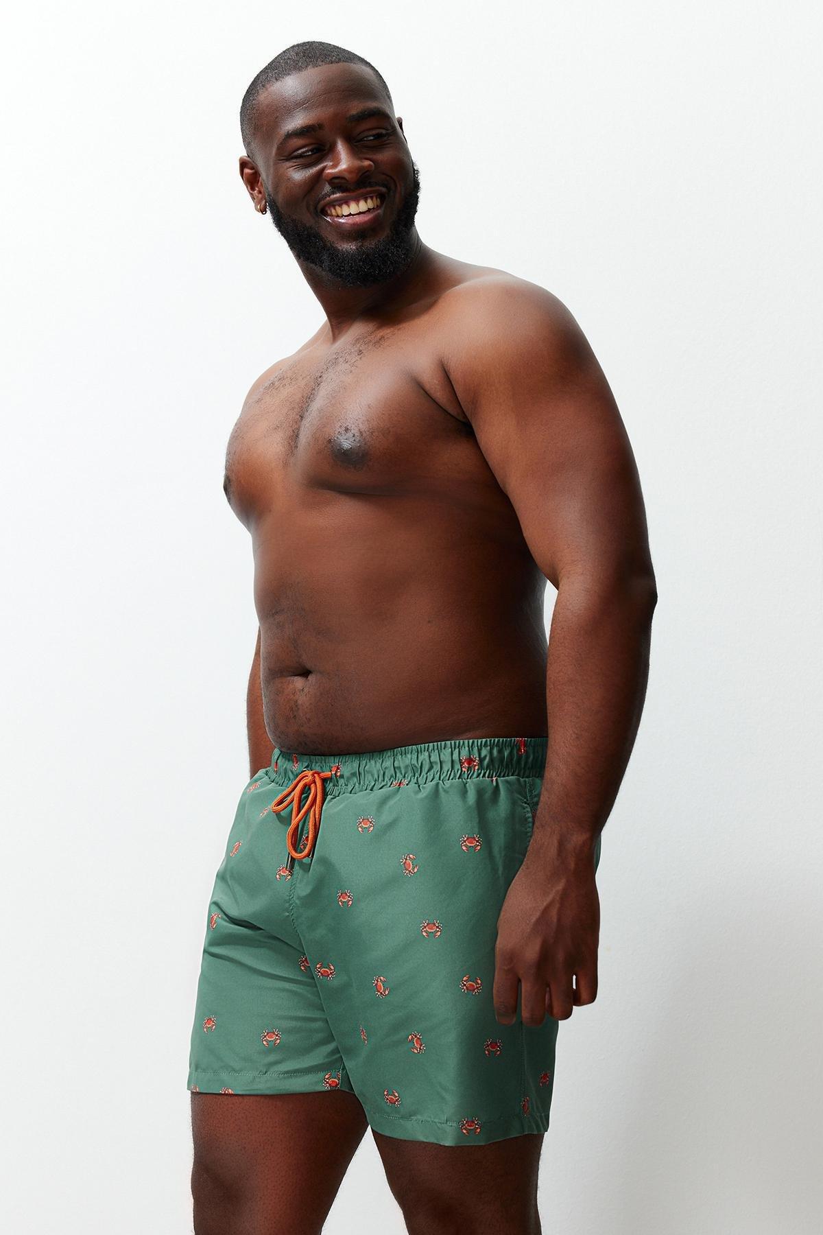 Khaki Crab Print Plus Size Shorts, , large image number 1