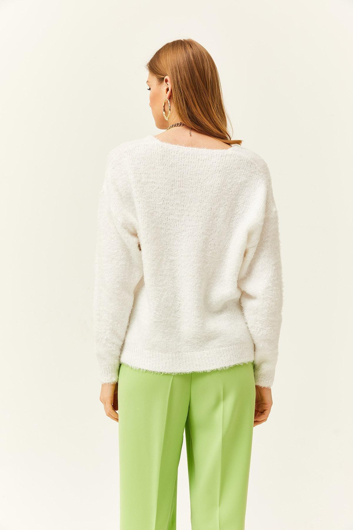 White V-Neck Soft Knitted Sweater, White, large image number 4