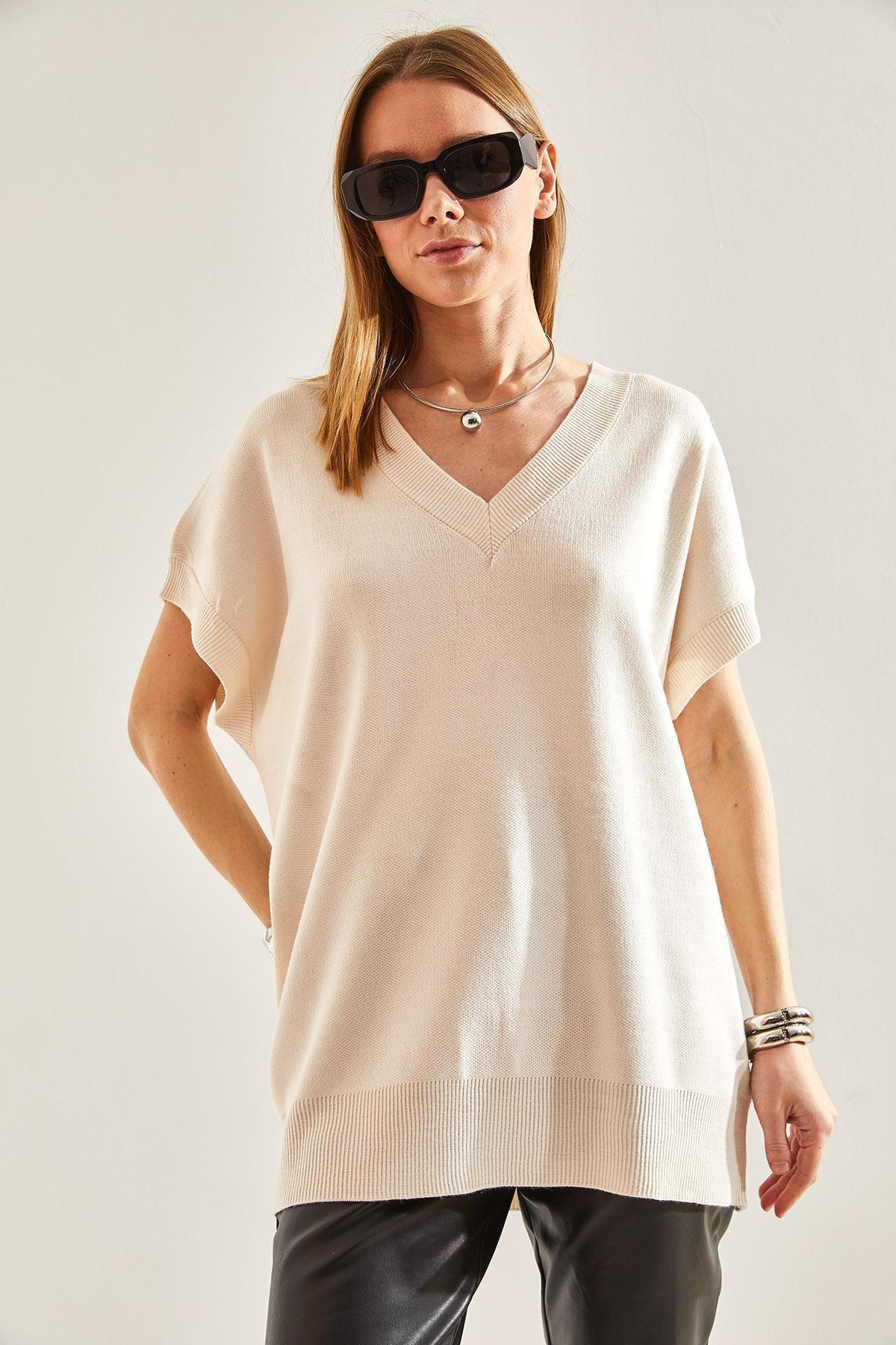 Ecru V-Neck Short Sleeve Knitted Sweater, Ecru, large image number 1