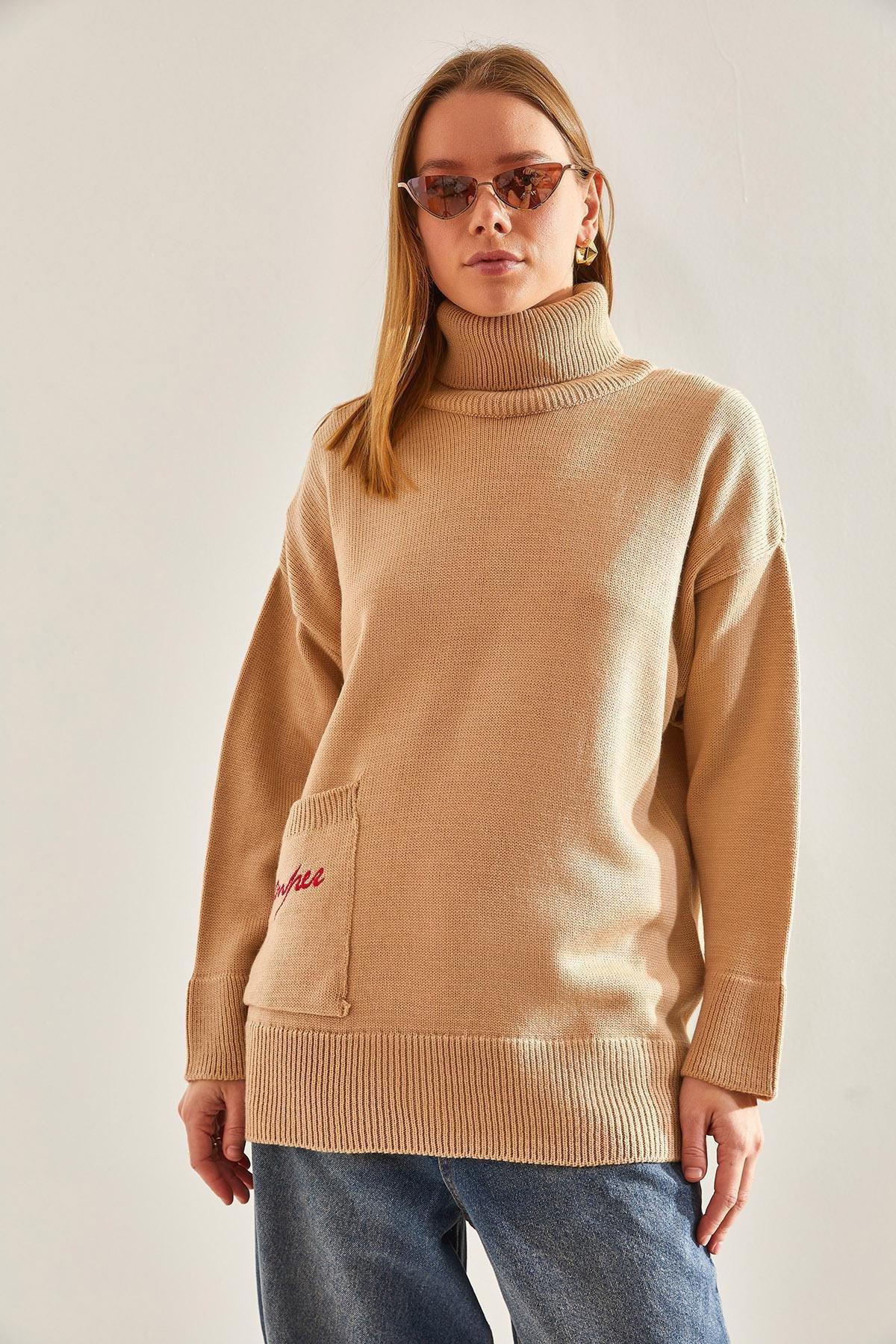 Brown Turtleneck Pocket Embroidery Embroidered Knitted Sweater, CAMEL, large image number 2