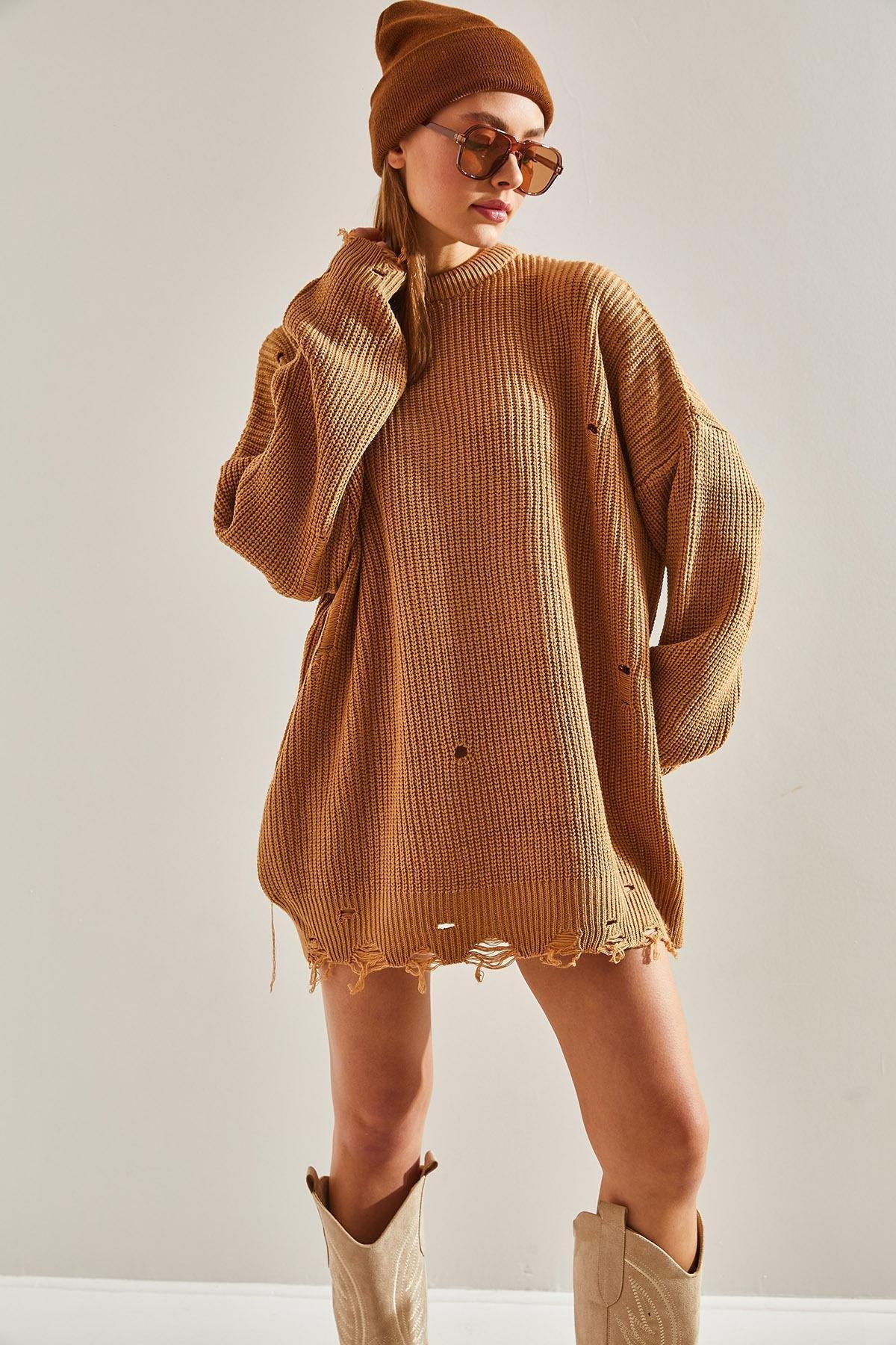 Brown Openwork Knitted Detailed Oversize Sweater, COFFEE WITH MILK, large image number 3
