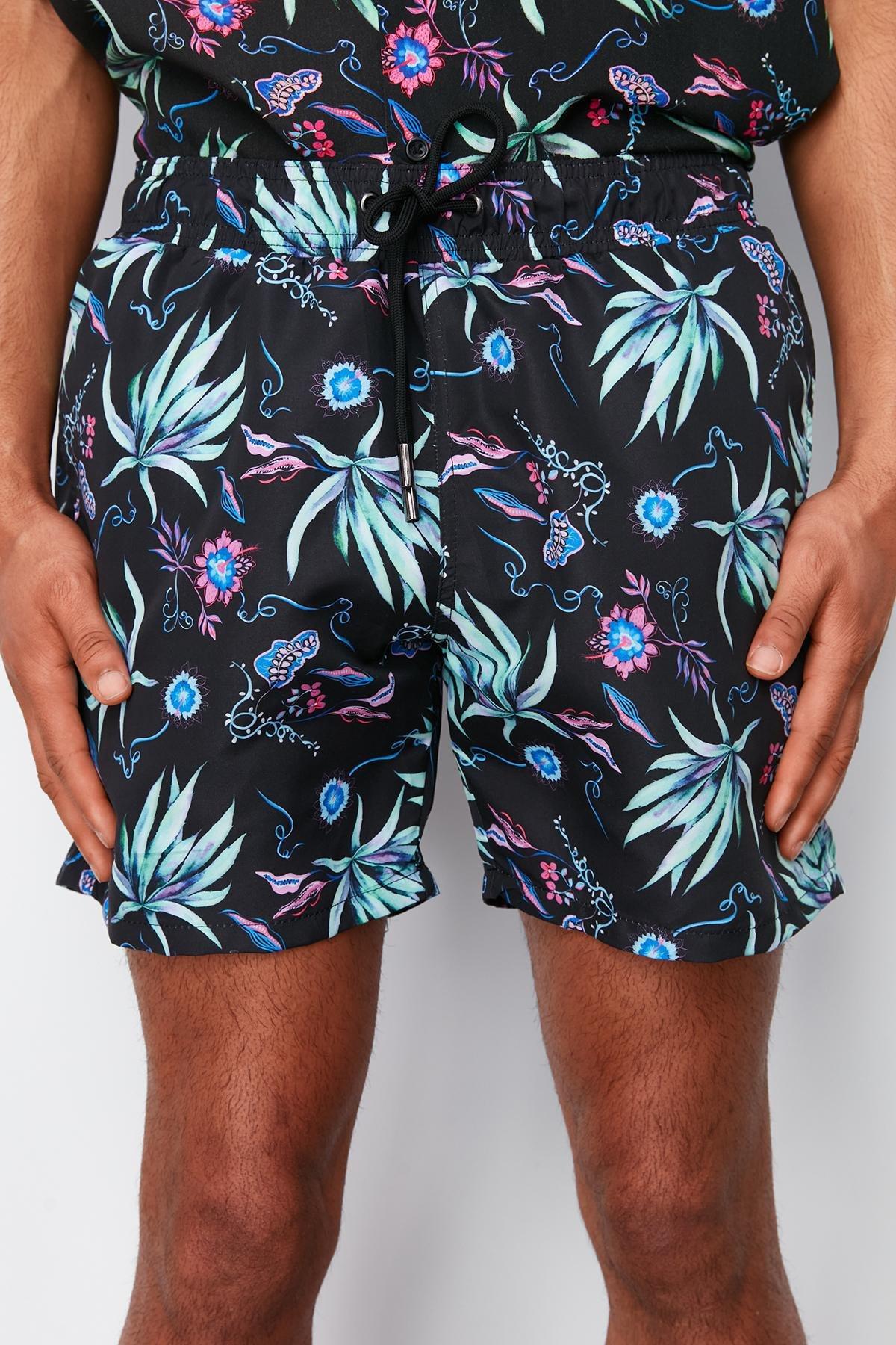 Black Standard Fit Floral Patterned Swim Shorts TMNSS24DS00010, single, C101_5720, large image number 3