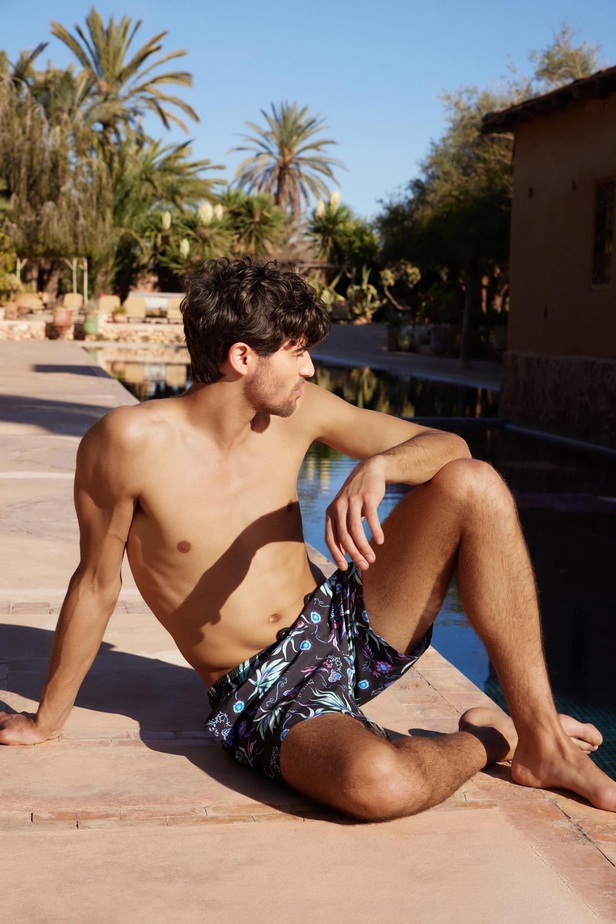 Black Standard Fit Floral Patterned Swim Shorts TMNSS24DS00010, single, C101_5720, large image number 8