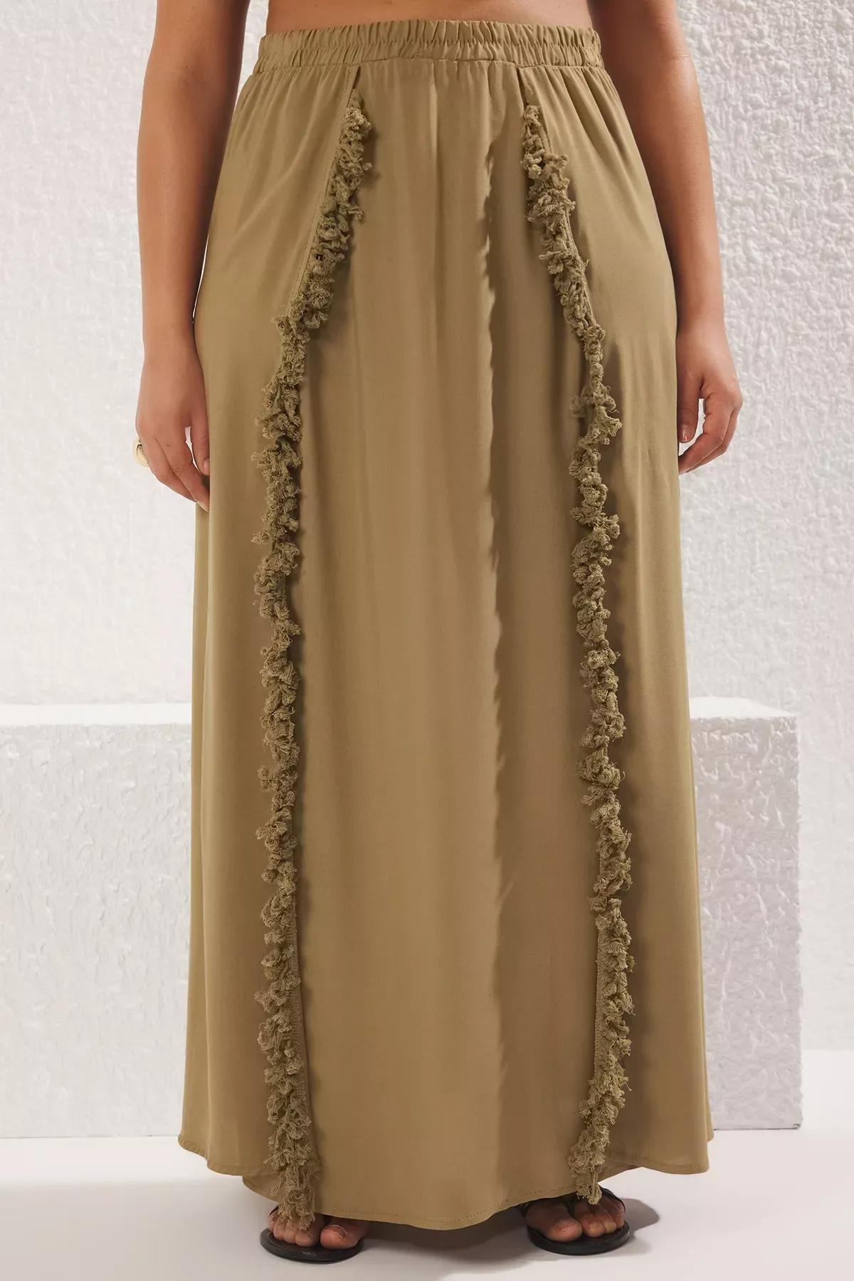 Green Tassel Detailed Plus-Size Skirt, , large image number 2