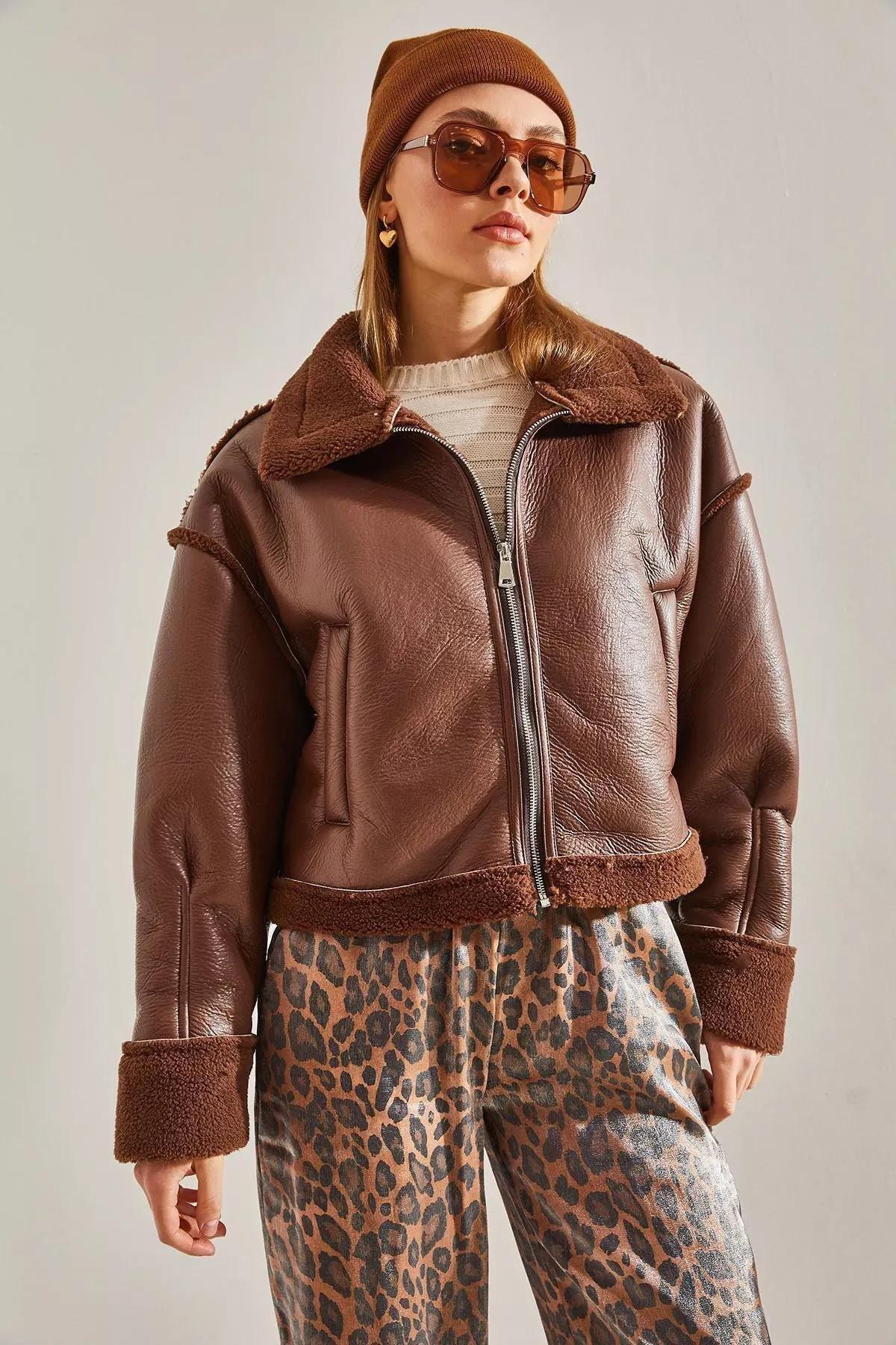 Sleeve Pleat Leather Coat, Brown, large image number 4
