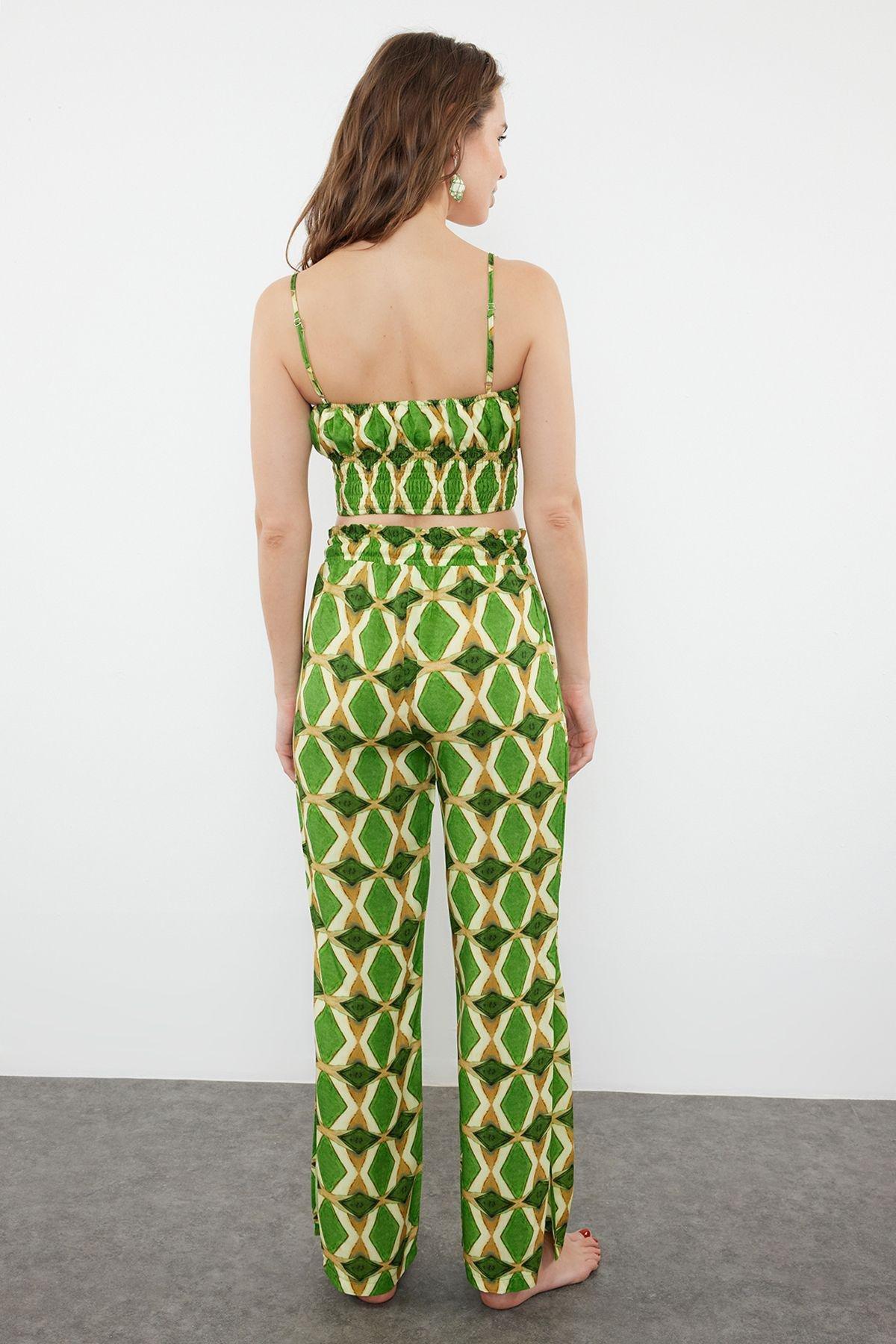 Green Geometric Patterned Woven Co-Ord Set, Very colorful, large image number 4
