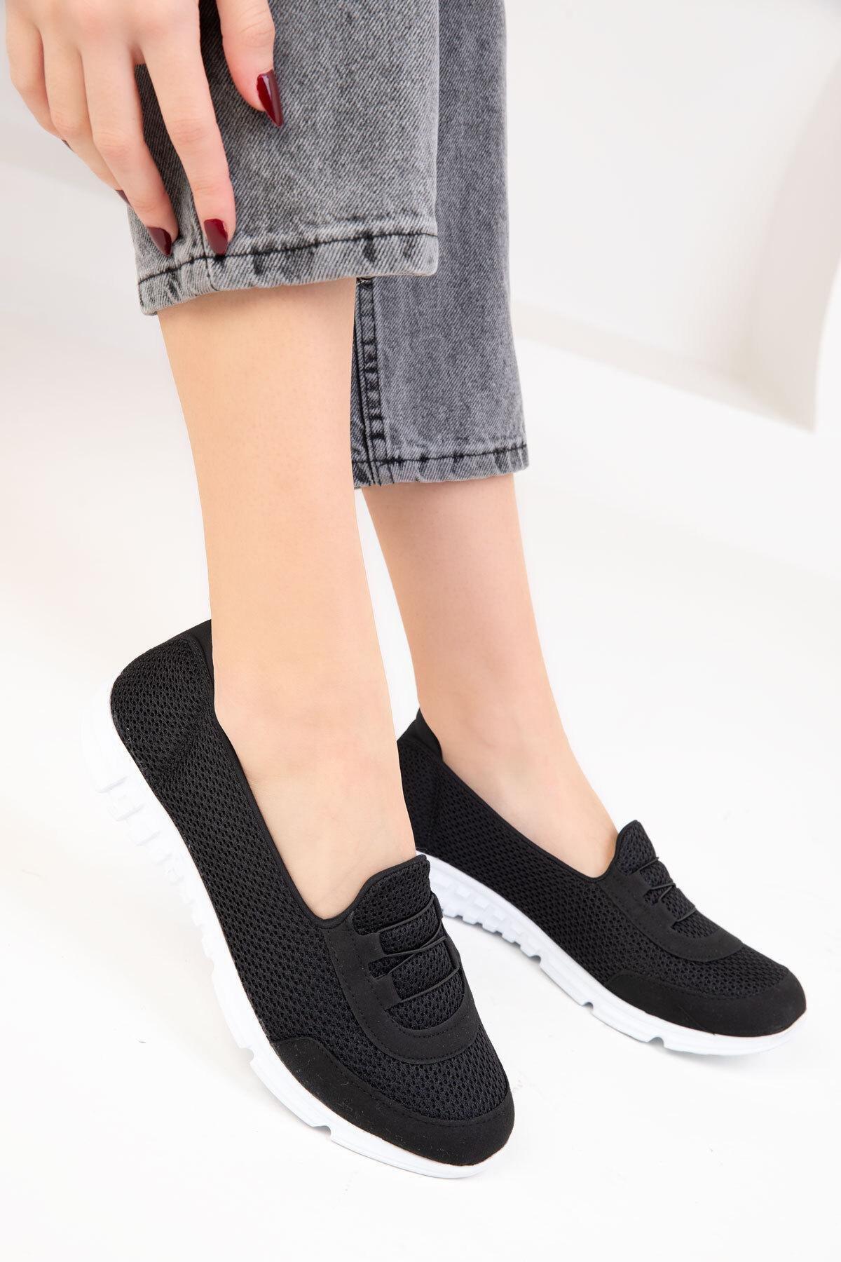 Black Plain Sneakers, , large image number 0