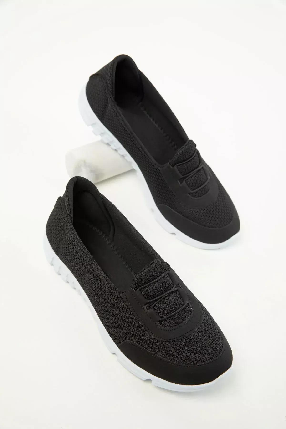 Black Plain Sneakers, BLACK, large image number 1