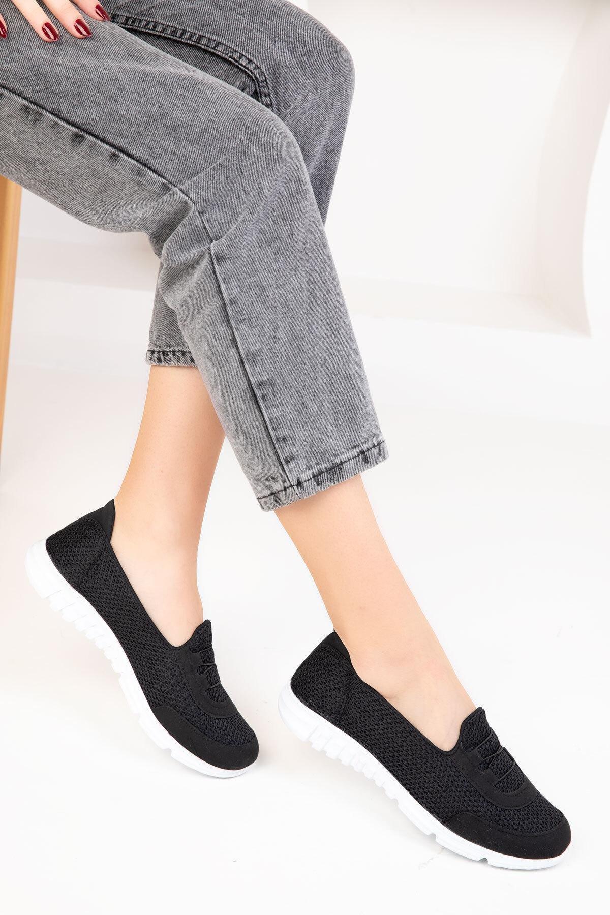 Black Plain Sneakers, , large image number 3