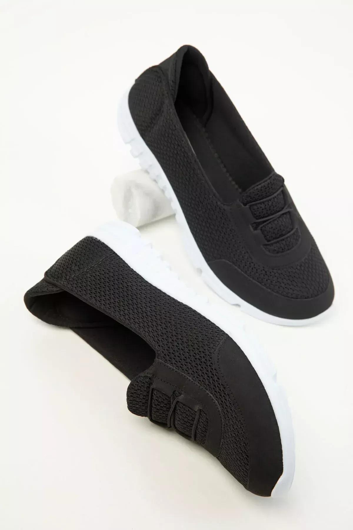 Black Plain Sneakers, BLACK, large image number 3