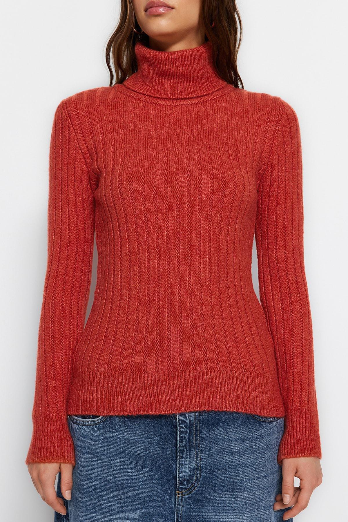 Brown Turtleneck Sweater, , large image number 4