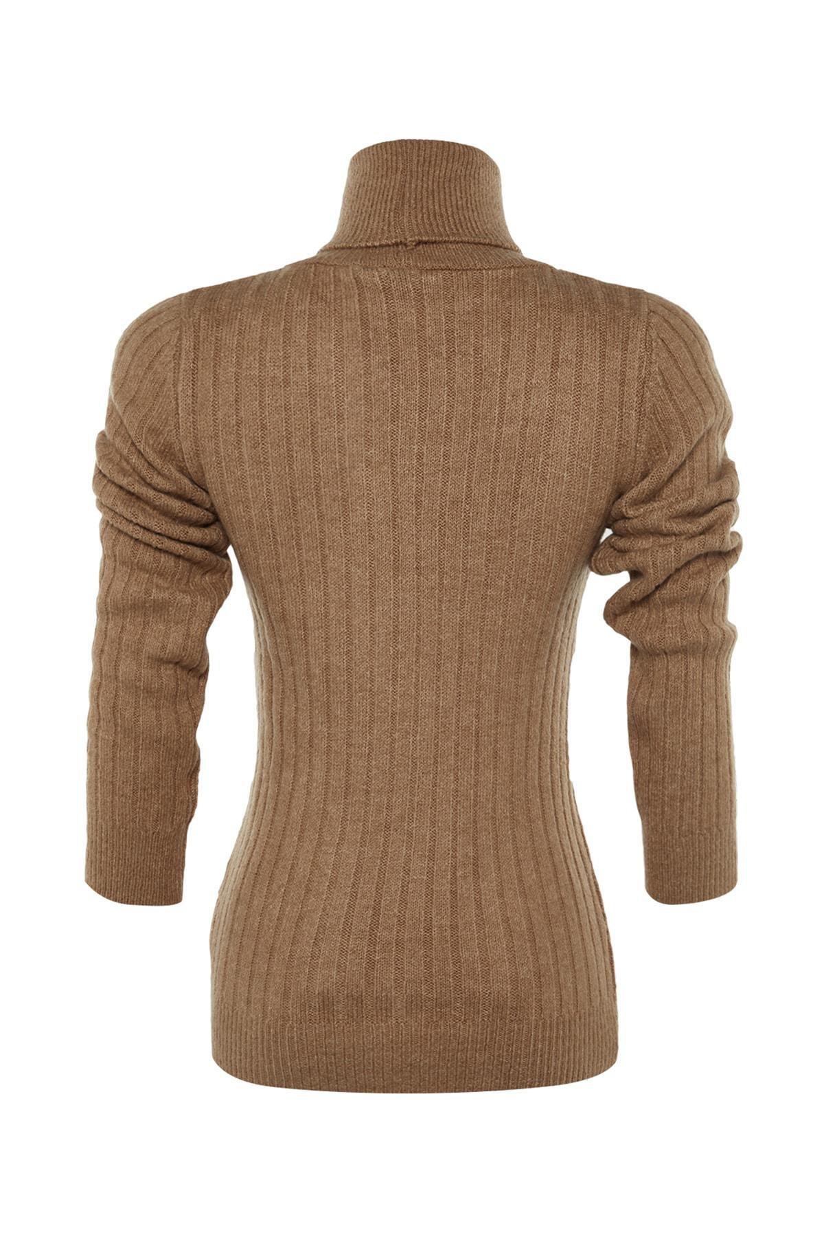 Brown Turtleneck Sweater, , large image number 9