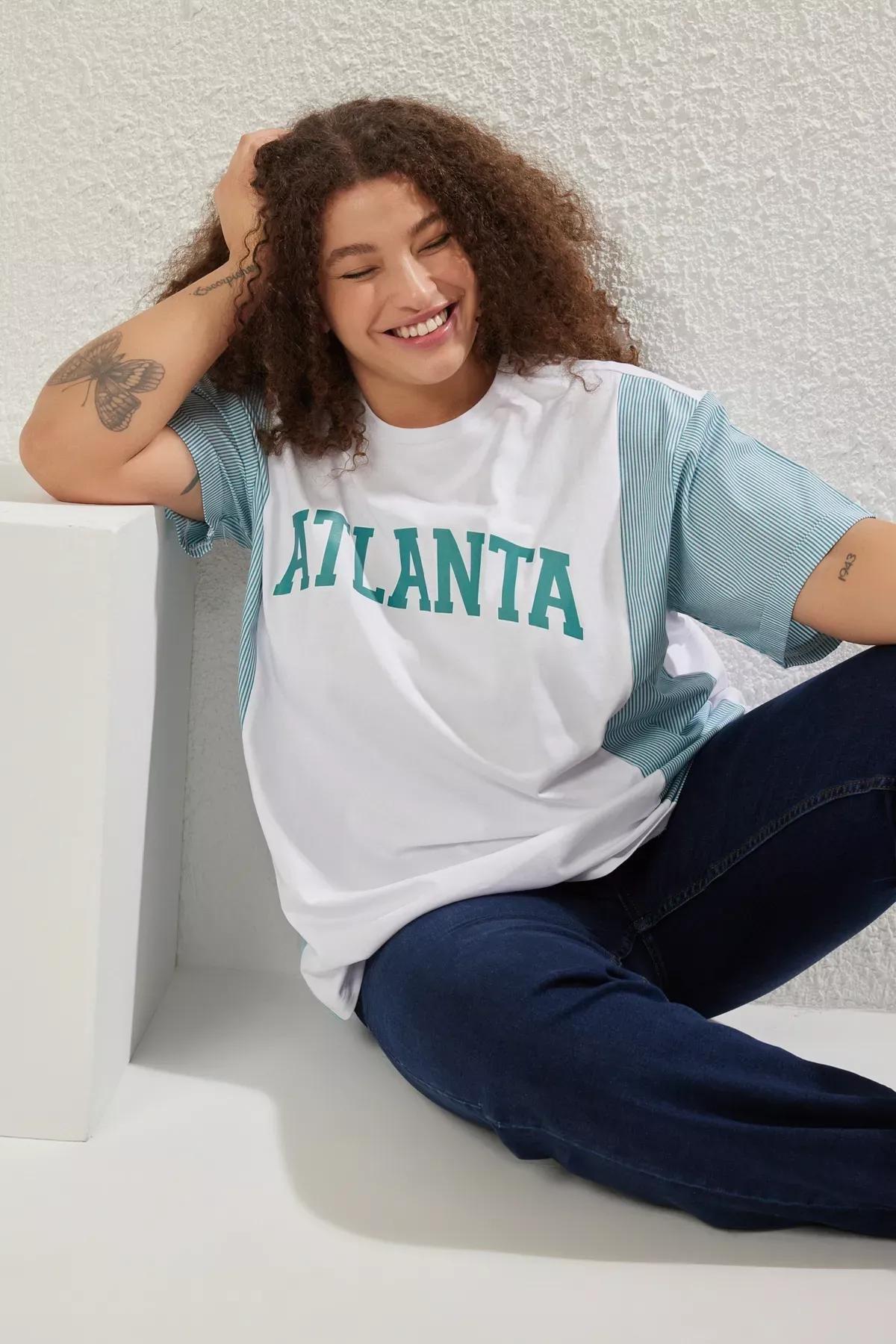 Green Oversized Striped Detailed Printed Knitted T-Shirt, Dark green, large image number 1