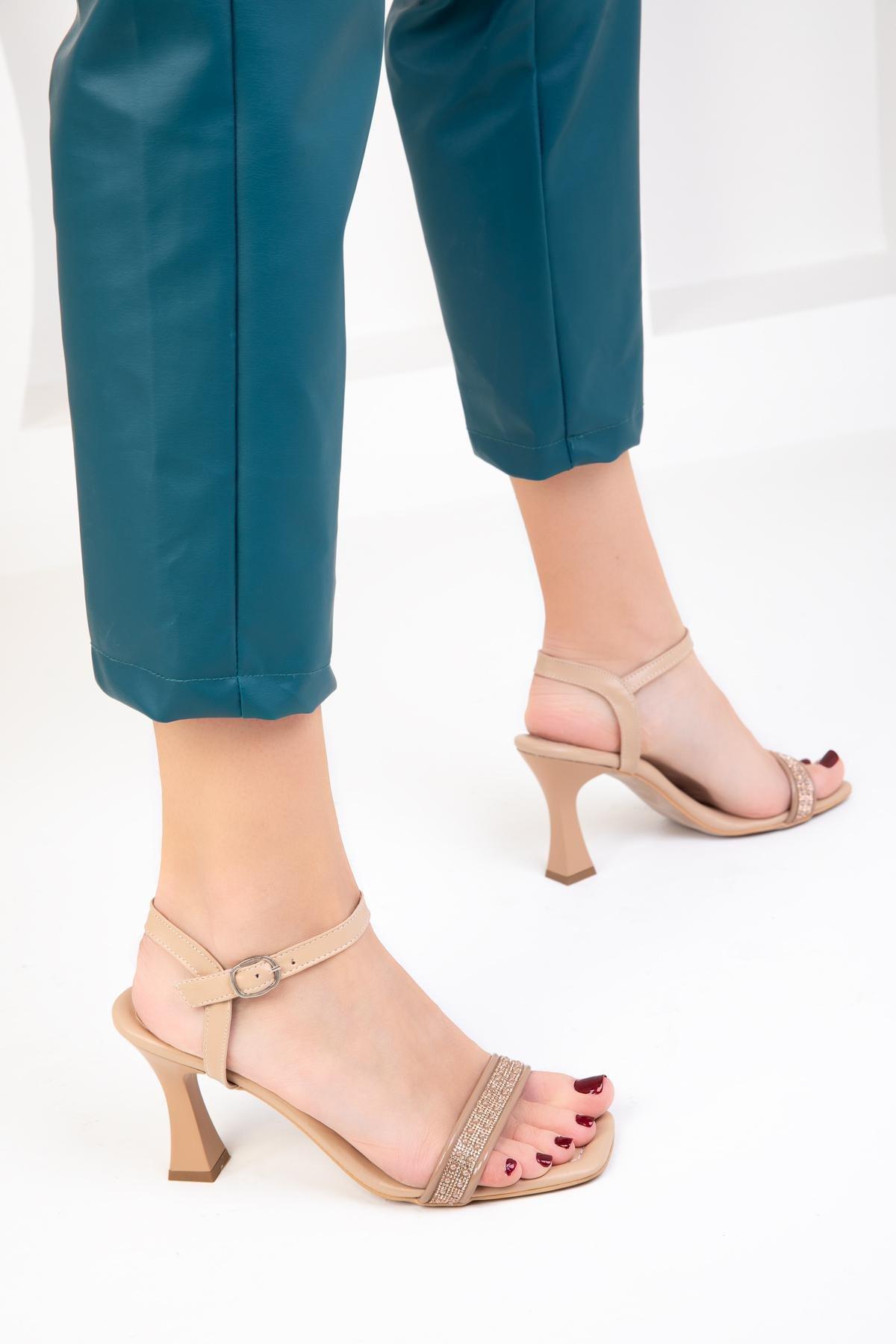 Beige Classic Heels, C101_3554, large image number 4