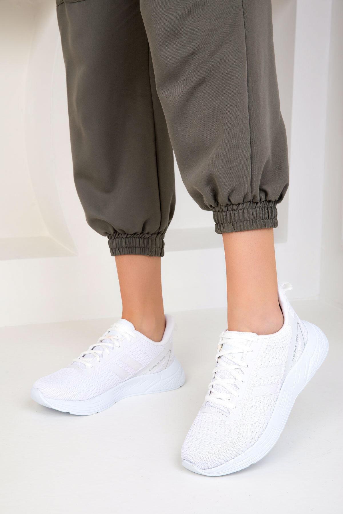 White Plain Sneakers, , large image number 1