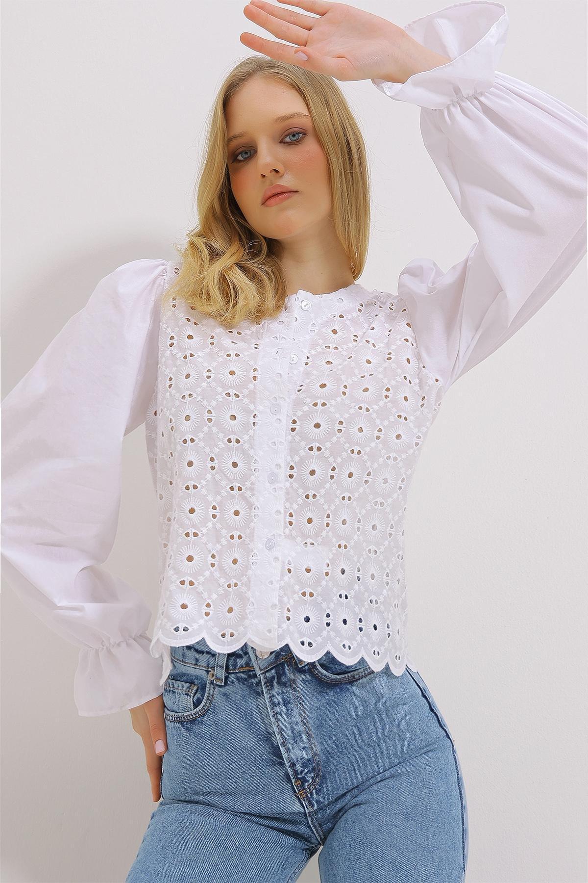 White Flounced Shirt, , large image number 0