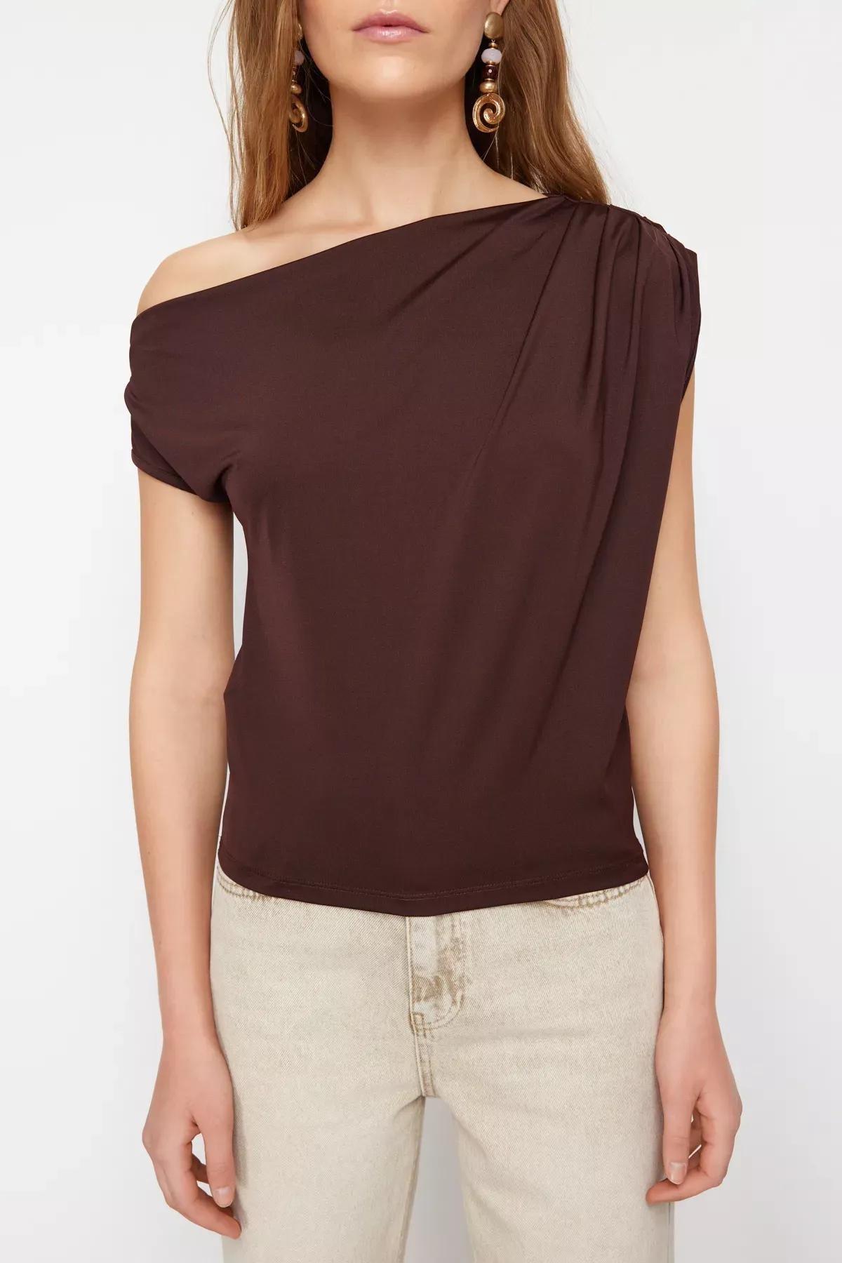 Brown Asymmetric Collared Knitted Blouse, Brown, large image number 3