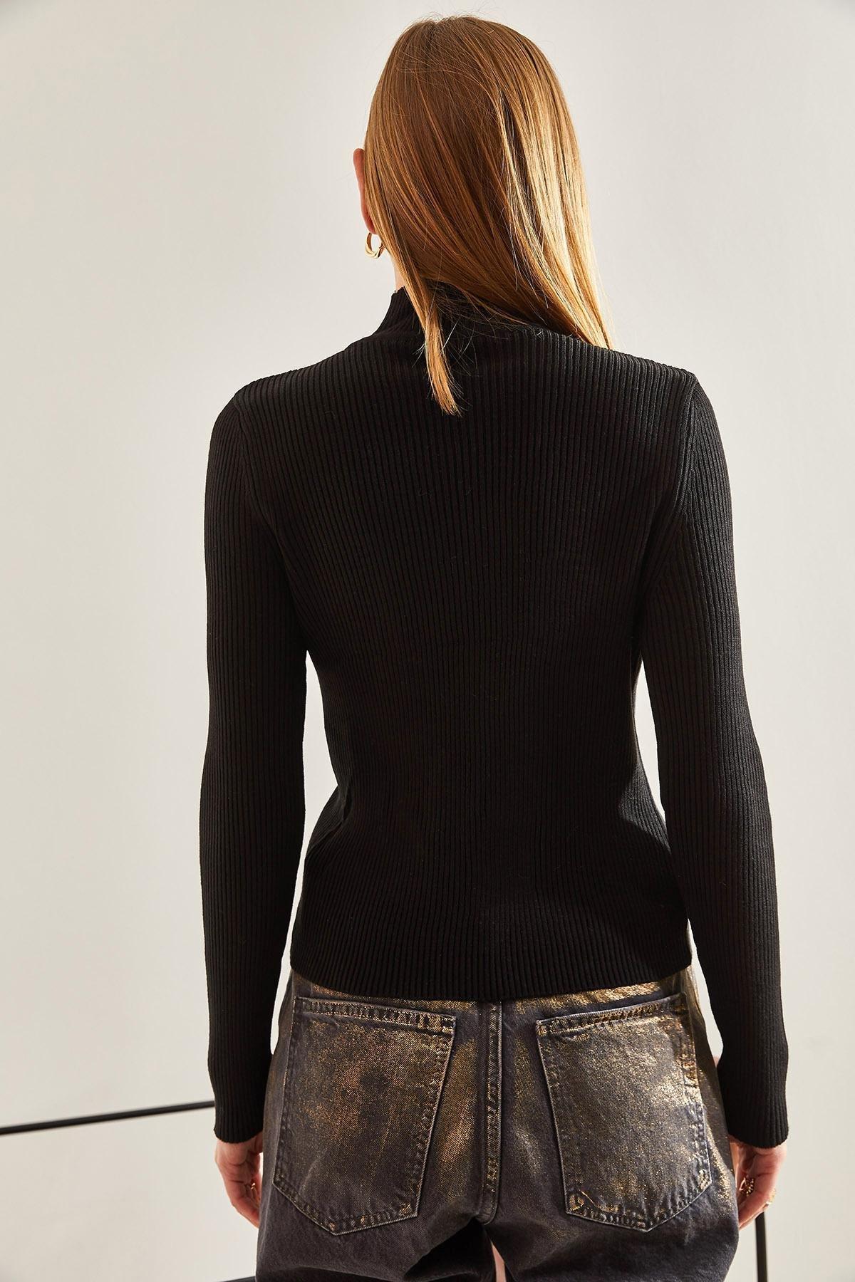 Black Turtleneck Knitted Blouse, BLACK, large image number 2