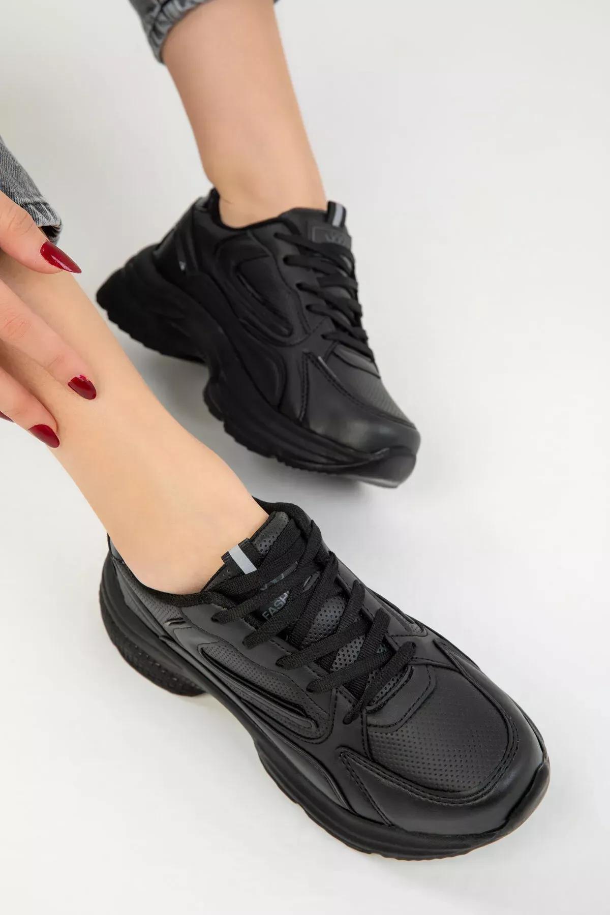 Black Sneakers, C101_7387, large image number 2