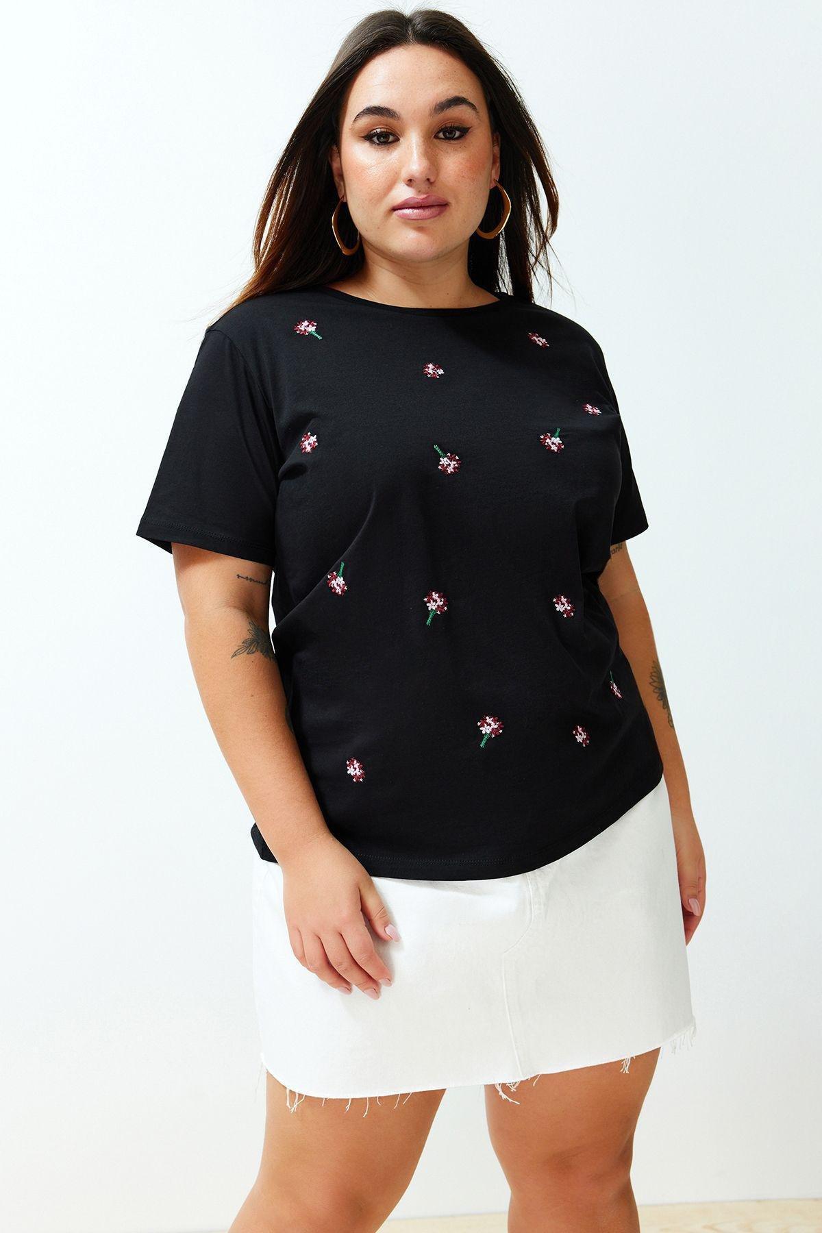 Black Embroidery Detailed Boyfriend 100% Cotton Knitted T-shirt TBBSS24BF00029, , large image number 0
