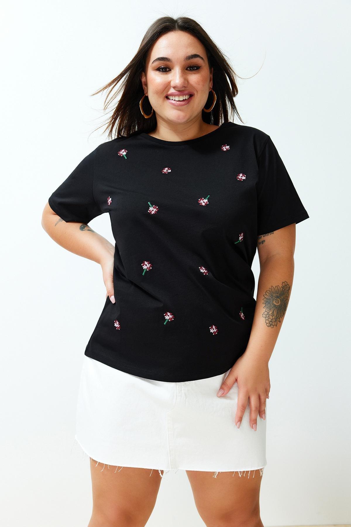 Black Embroidery Detailed Boyfriend 100% Cotton Knitted T-shirt TBBSS24BF00029, , large image number 1