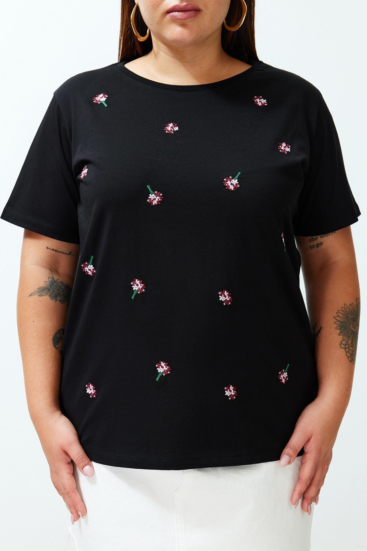 Black Embroidery Detailed Boyfriend 100% Cotton Knitted T-shirt TBBSS24BF00029, , large image number 2