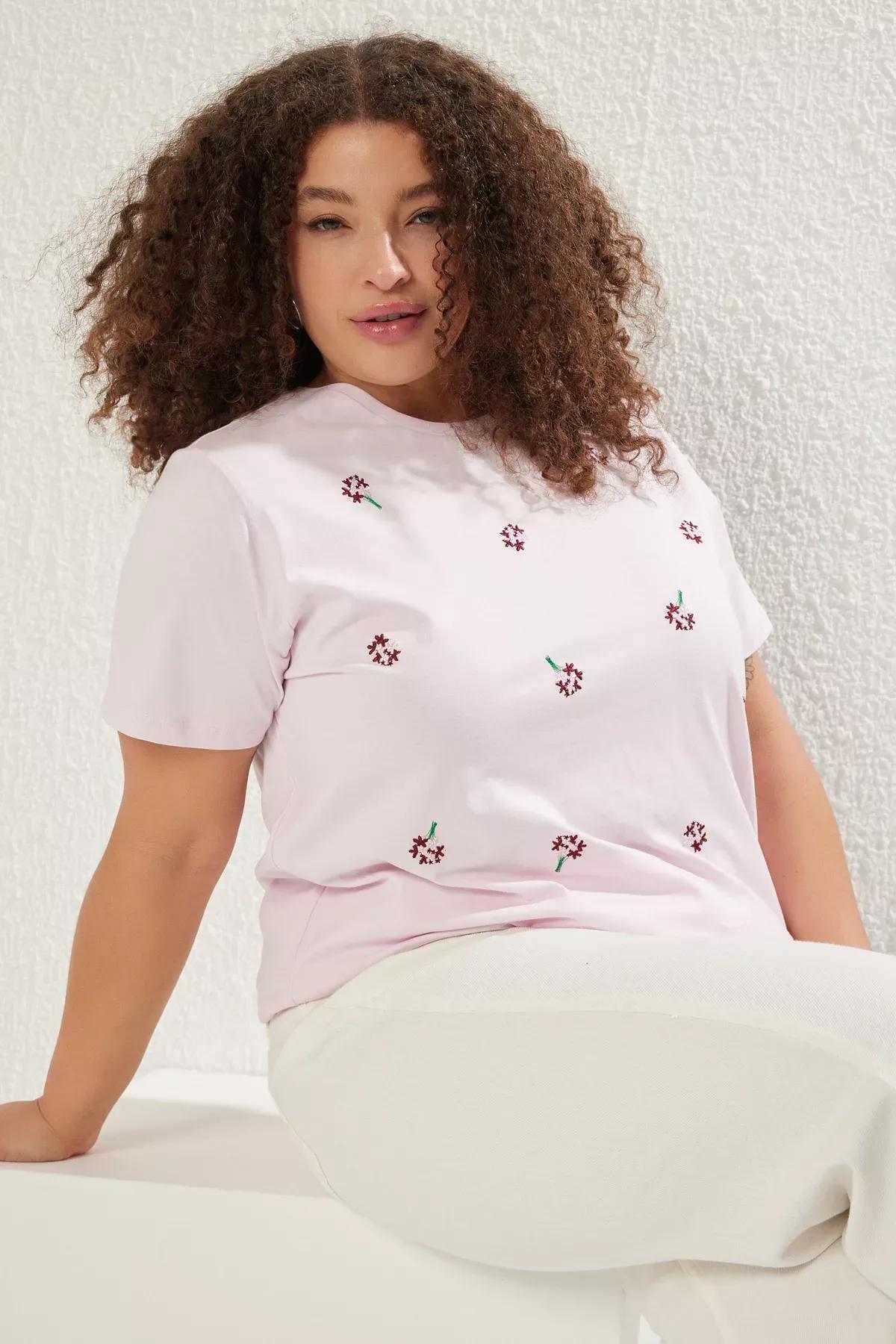 Pink Embroidery Detailed Plus-Size T-Shirt, LIGHT PINK, large image number 1