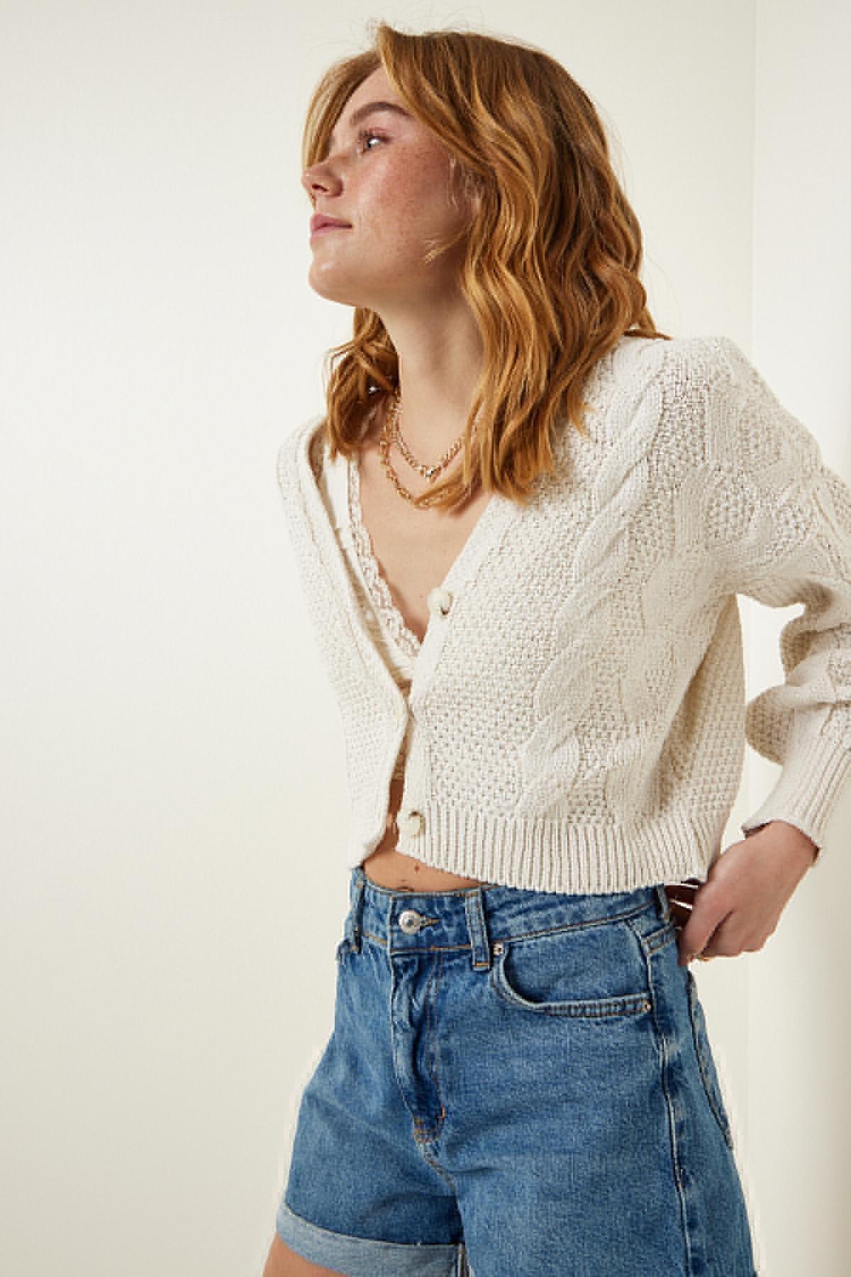 White Buttoned Knitted Cardigan, C101_162, large image number 1