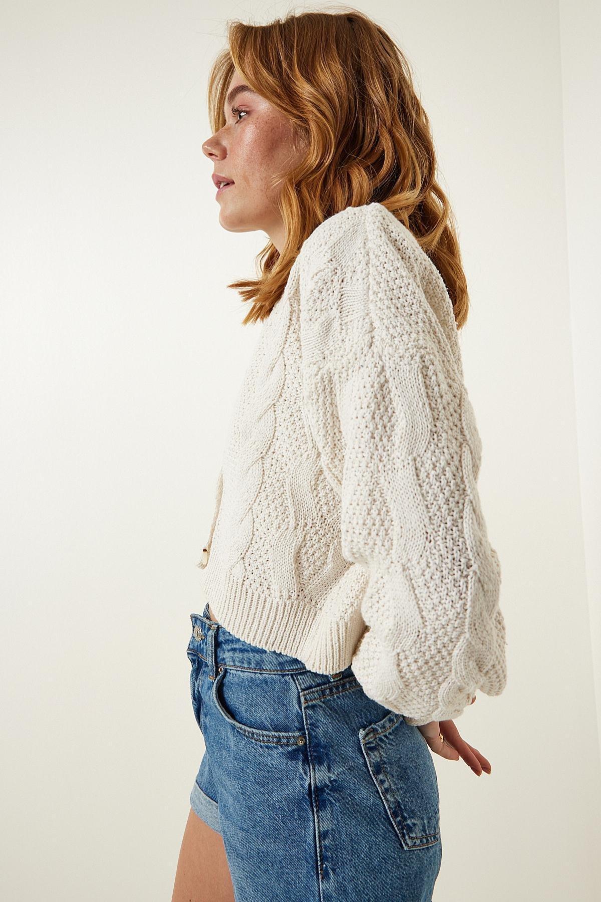 White Buttoned Knitted Cardigan, C101_162, large image number 4