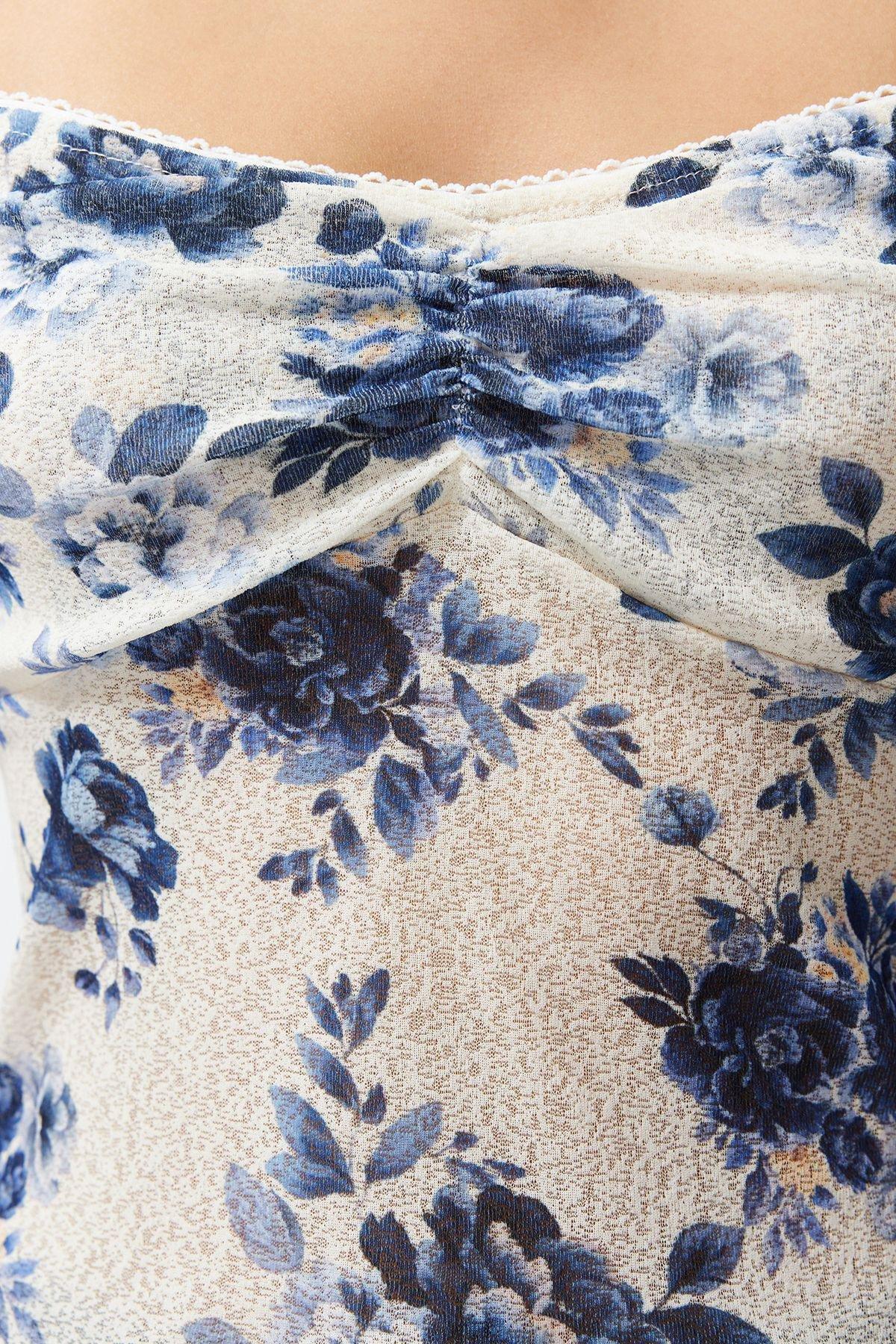 Blue Floral Printed Special Textured V Neck Strappy Flexible Knitted Blouse TWOSS24BZ00425, single, , large image number 4