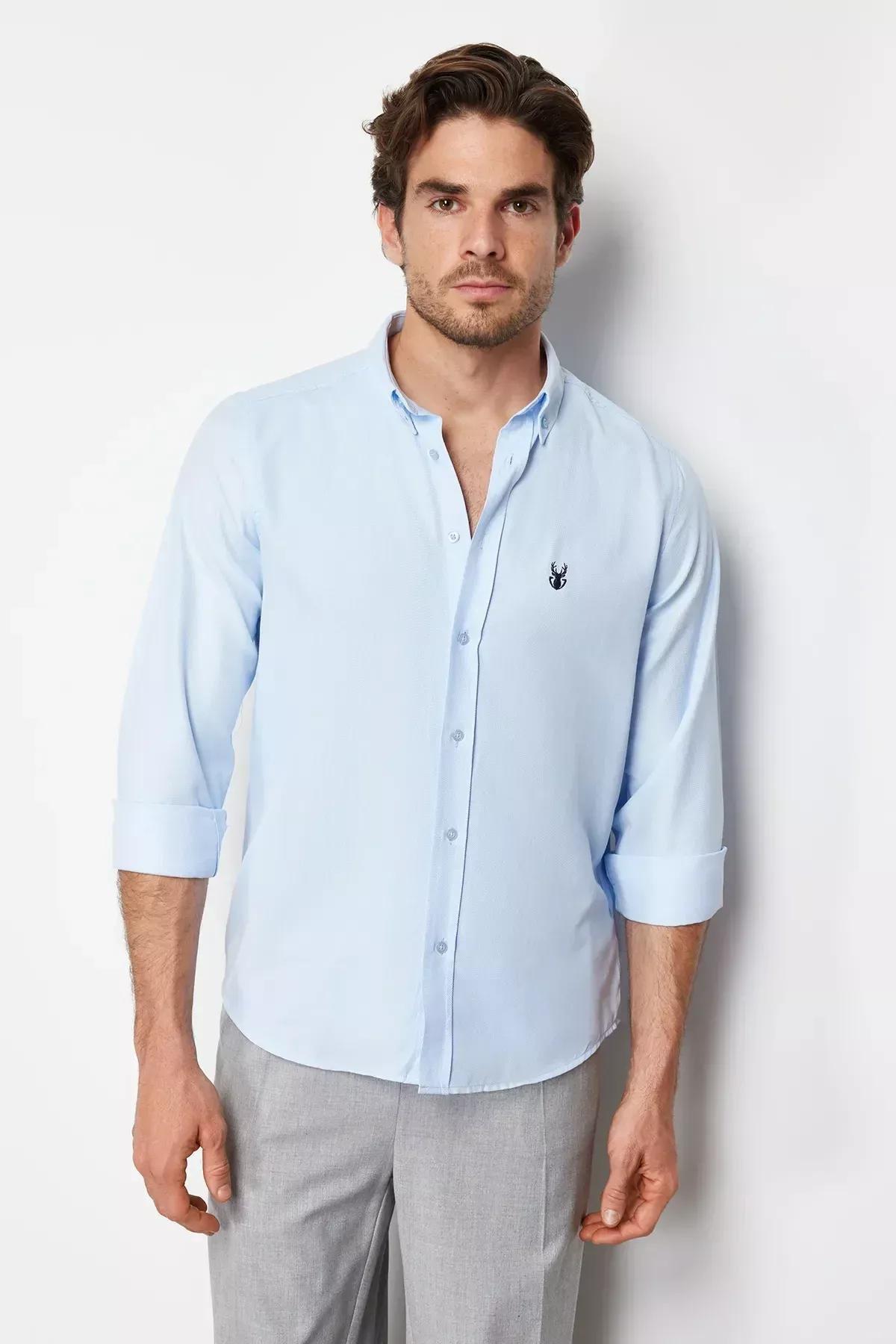 قميص مطرز بقصة سليم فت، أزرق, LIGHT BLUE, large image number 3