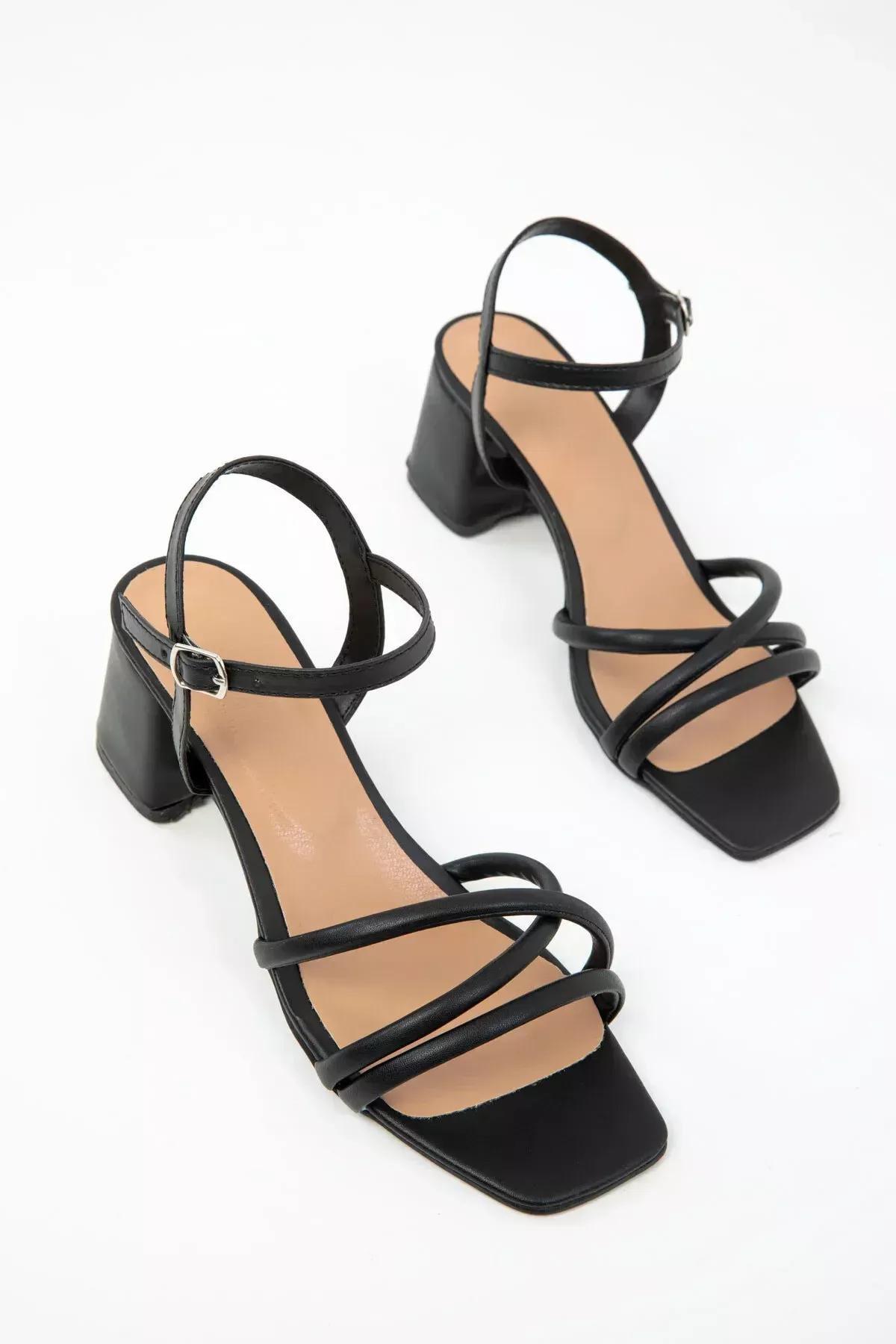 Black Classic Heeled Shoes, , large image number 1