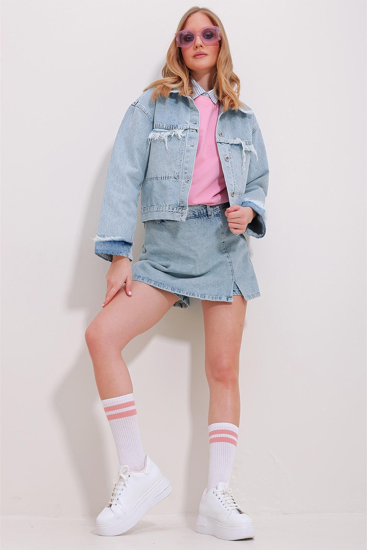 Blue Detailed Crop Denim Jacket, ICE BLUE, large image number 1