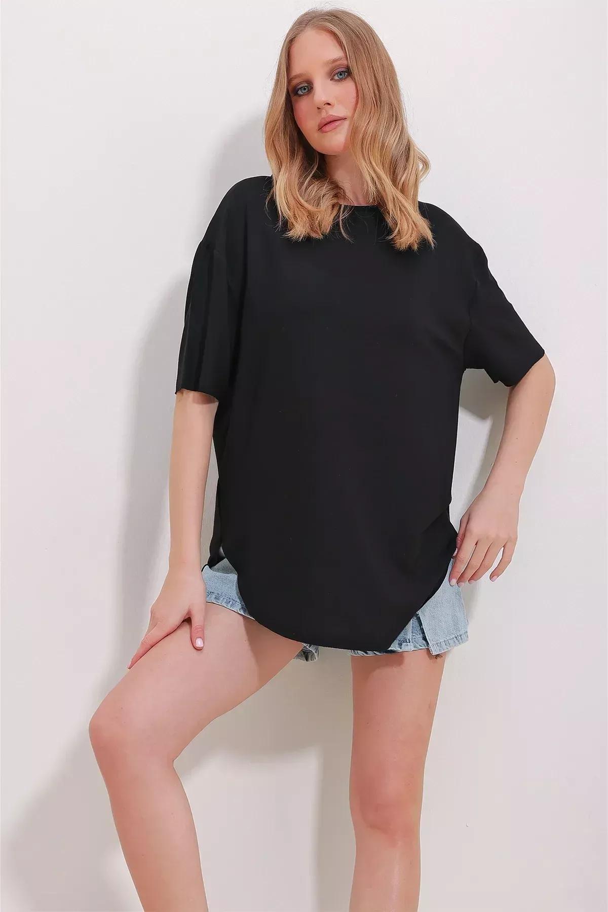 Multicolour Crew Neck Mom Embroidered T-Shirt, Set Of 2, BLACK WHITE, large image number 1