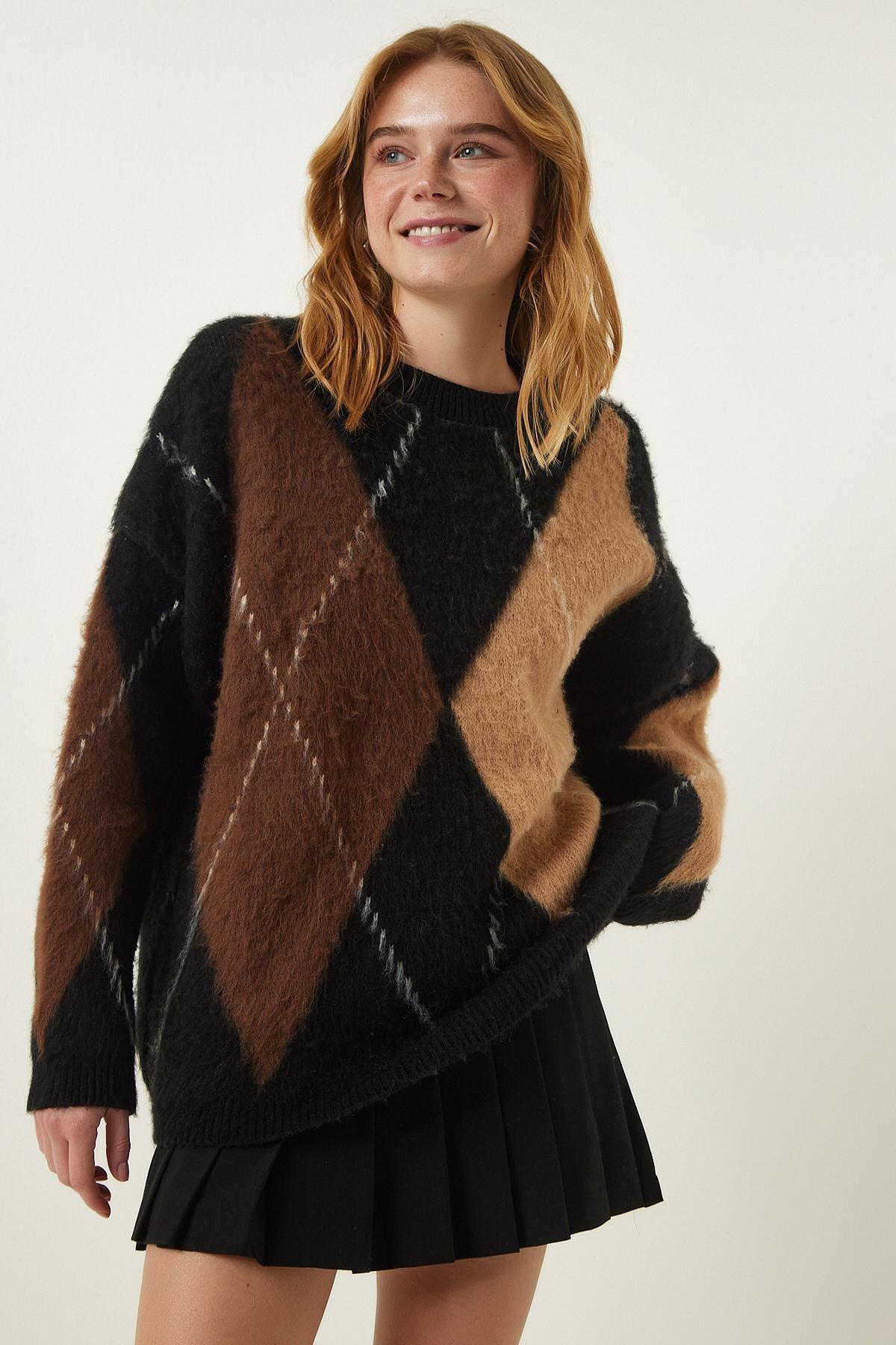 Womens Black Brown Patterned Oversize Bearded Knitwear Sweater MW00138, single, Black Brown, large image number 1