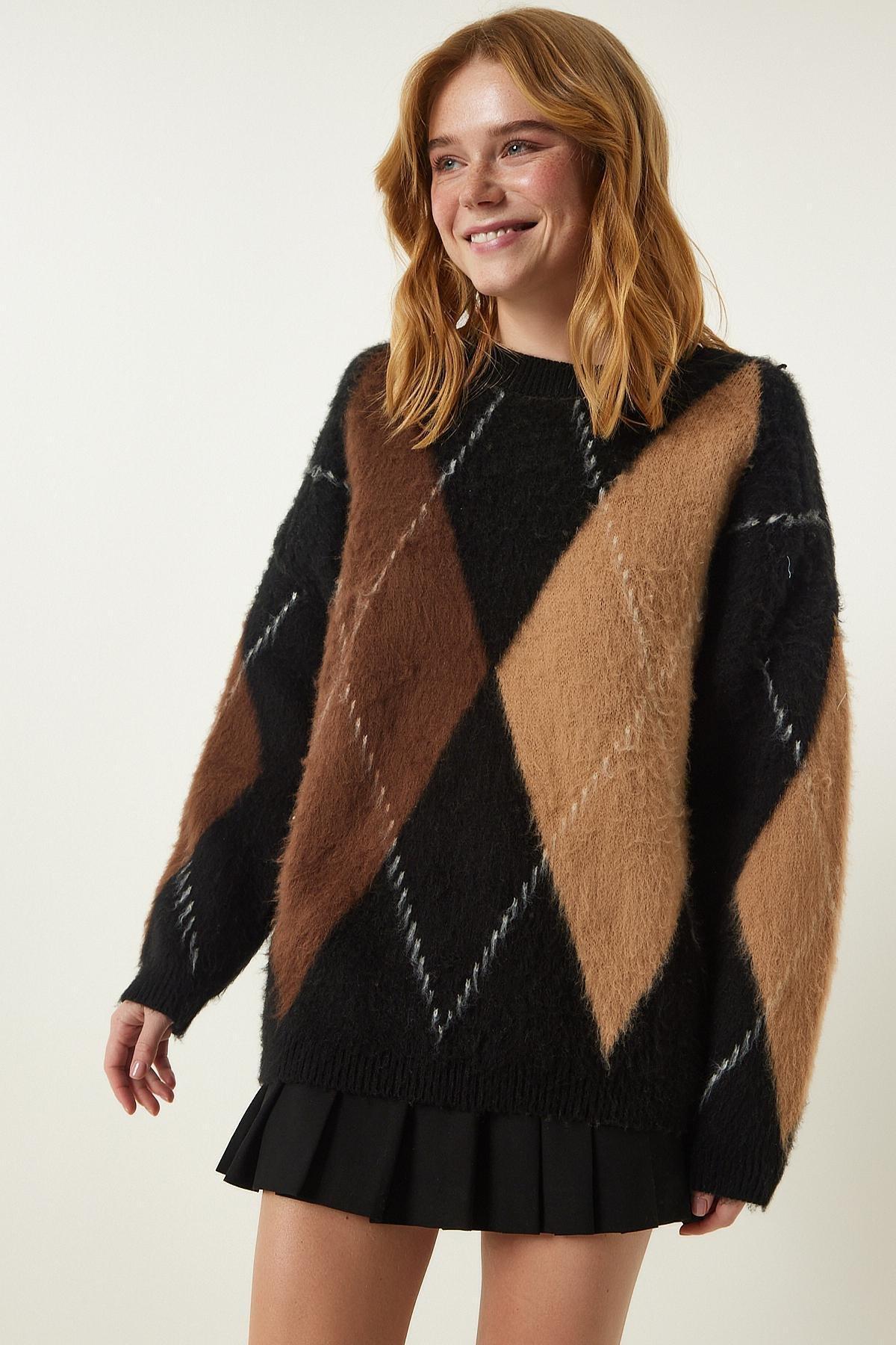 Womens Black Brown Patterned Oversize Bearded Knitwear Sweater MW00138, single, Black Brown, large image number 2