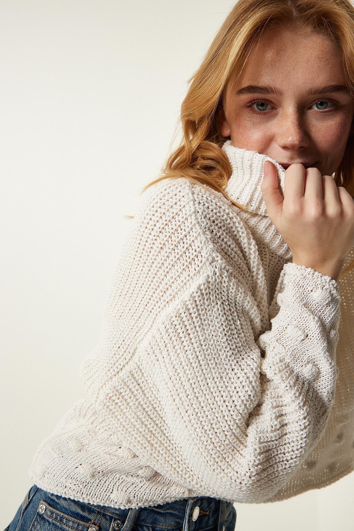 Womens Cream Turtleneck Textured Seasonal Knitwear Sweater MW00133, single, C101_162, large image number 3