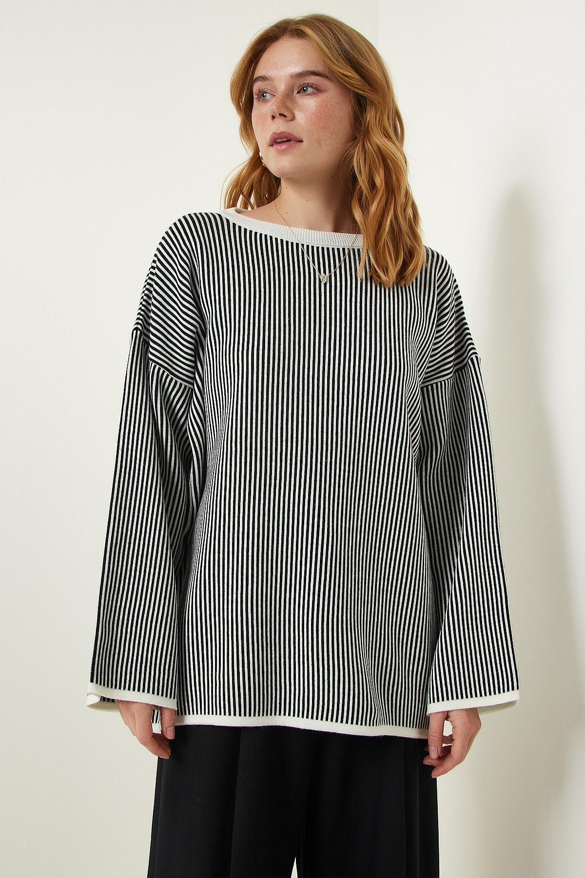 Black and White Striped Oversize Knitwear Sweater, BLACK WHITE, large image number 2