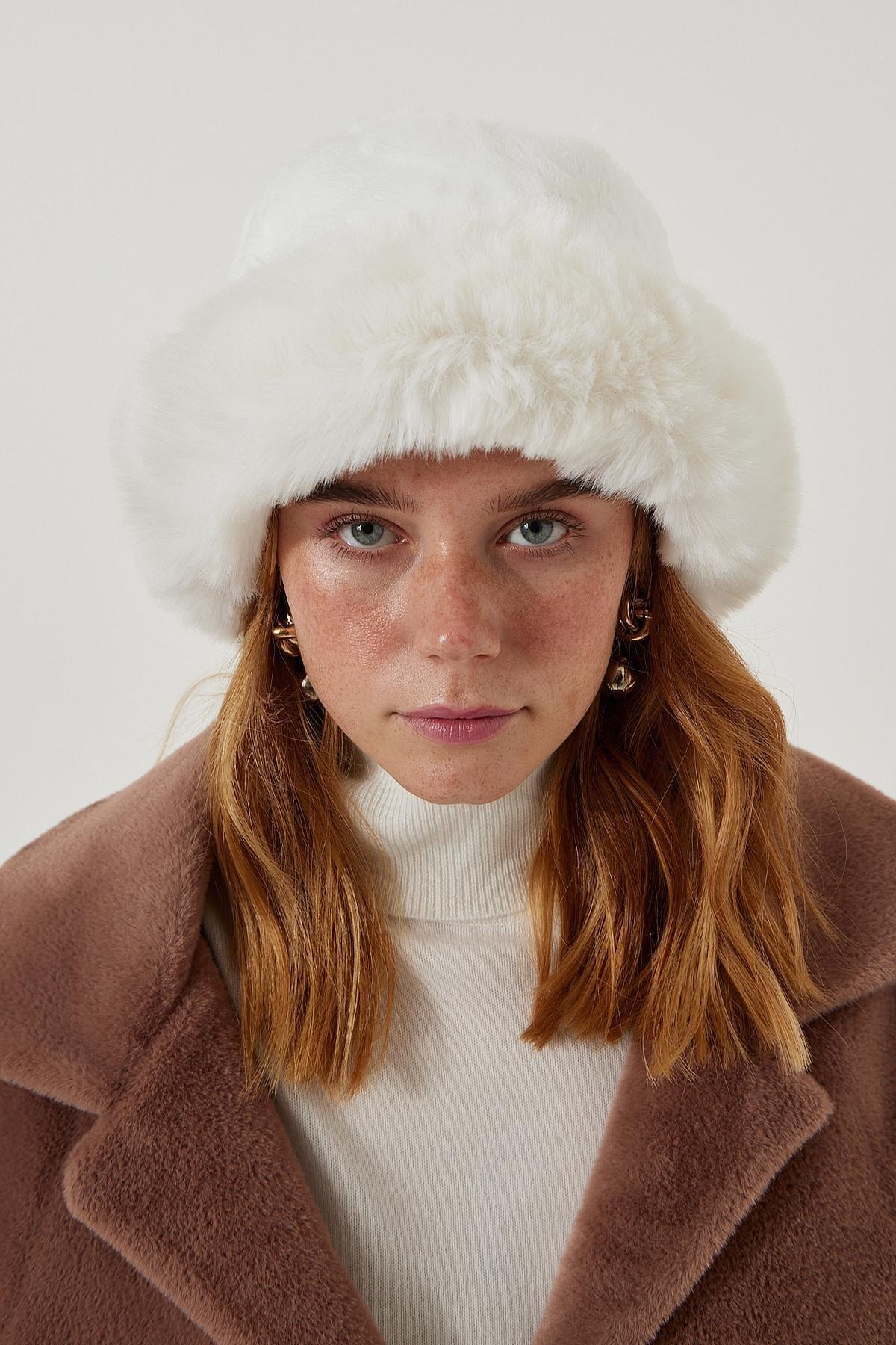 White Faux Fur Bucket Hat, White, large image number 0