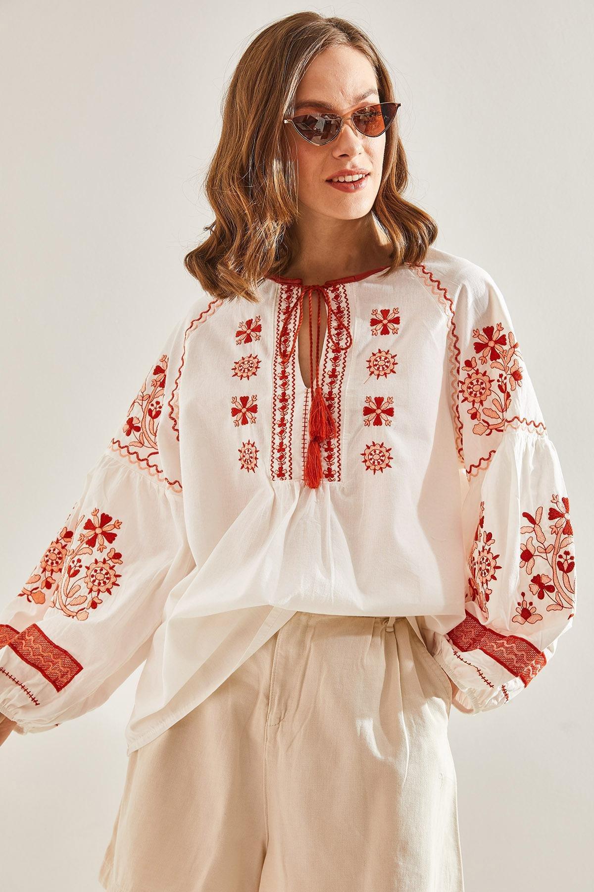 Cream Embroidered Patterned Tie Blouse, , large image number 3