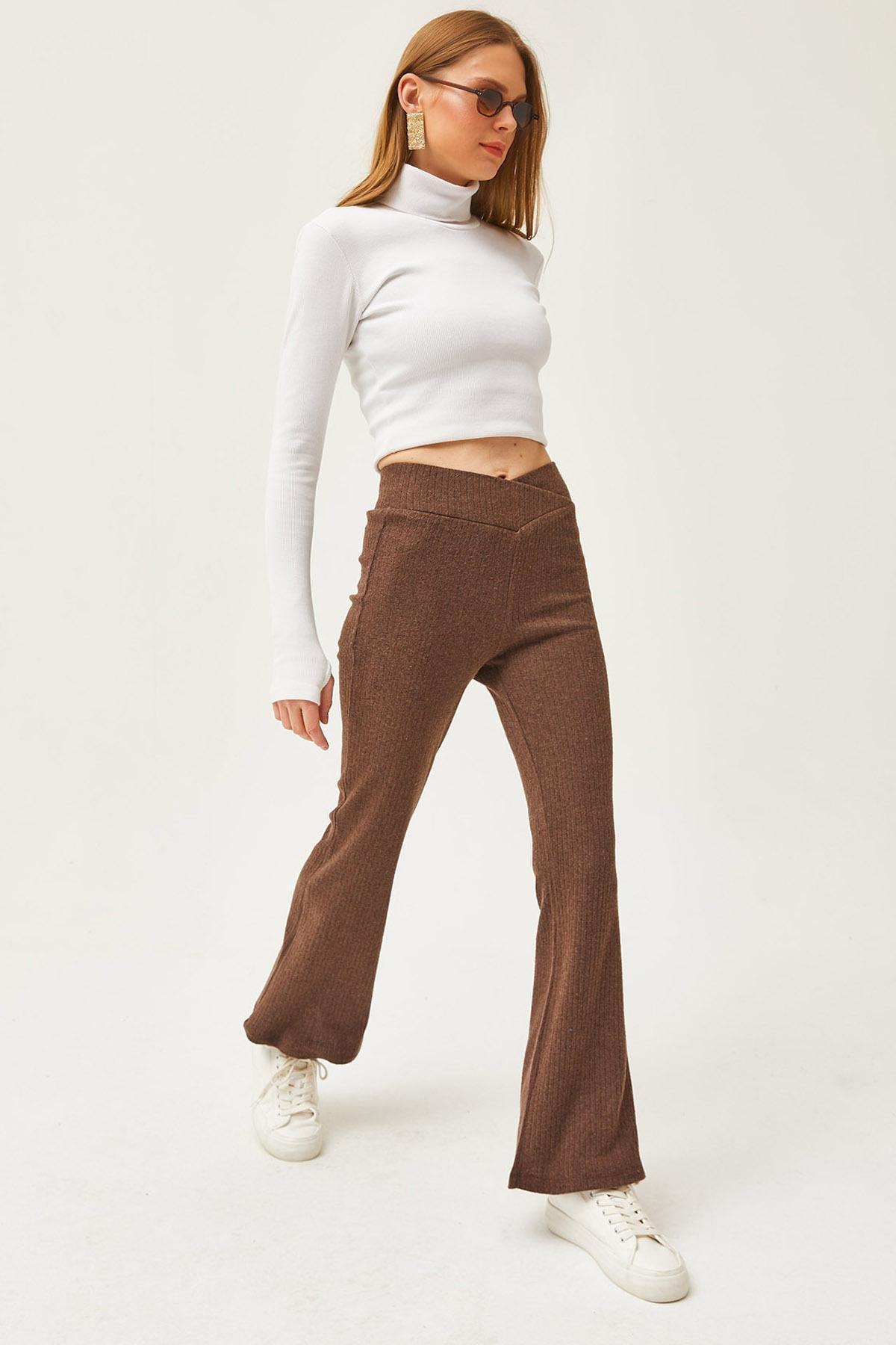 Brown Detailed Raised Spanish Leggings, , large image number 0