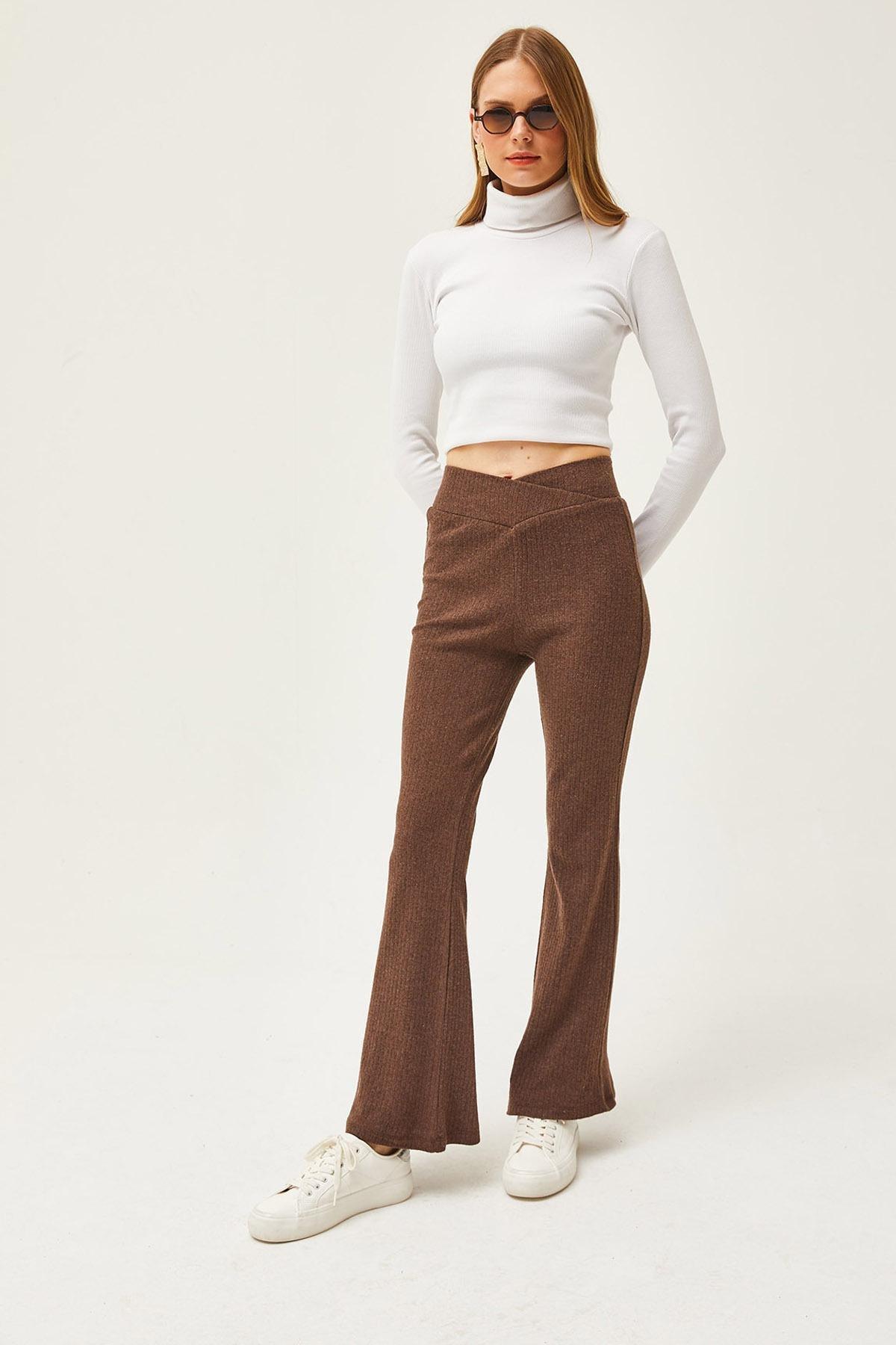 Brown Detailed Raised Spanish Leggings, , large image number 2