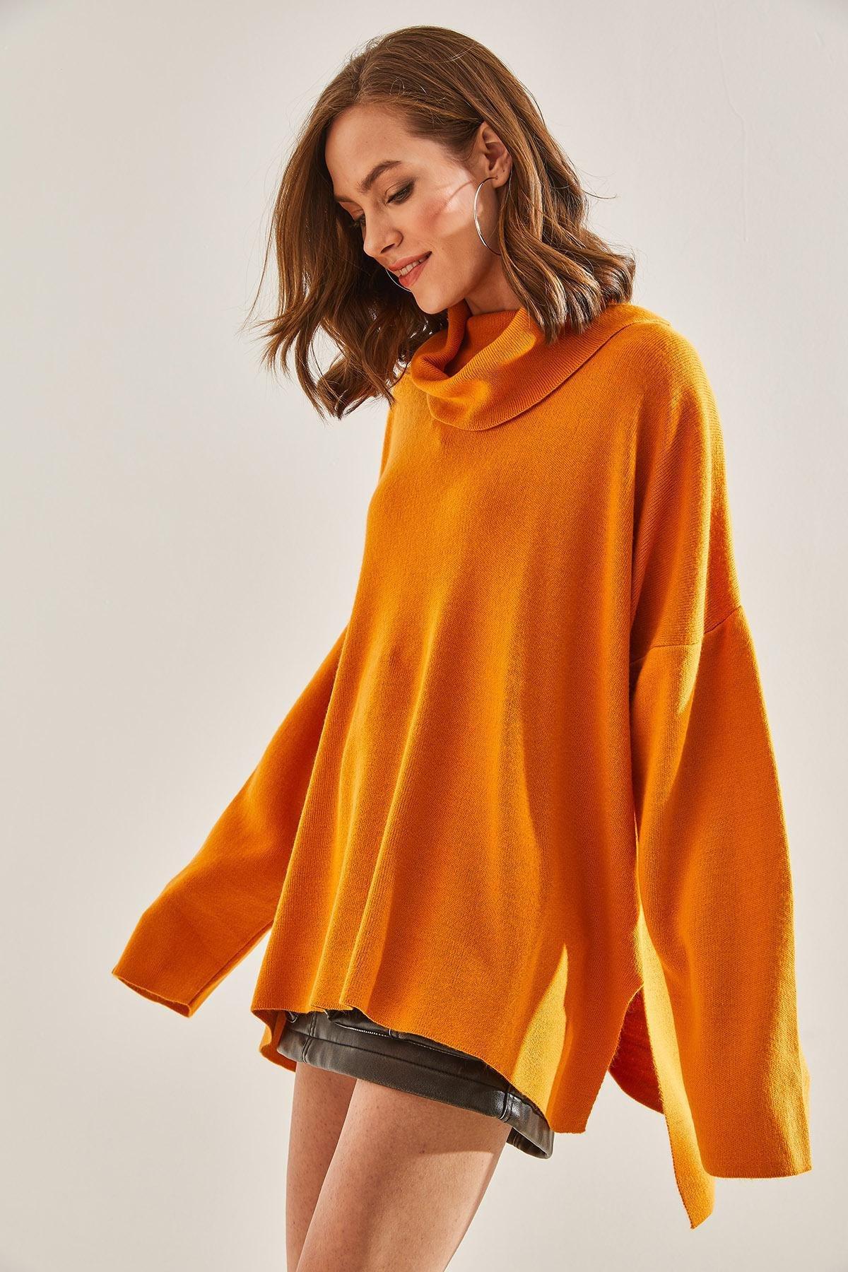 Yellow Oversize Side Slit Turtleneck Sweater, , large image number 3