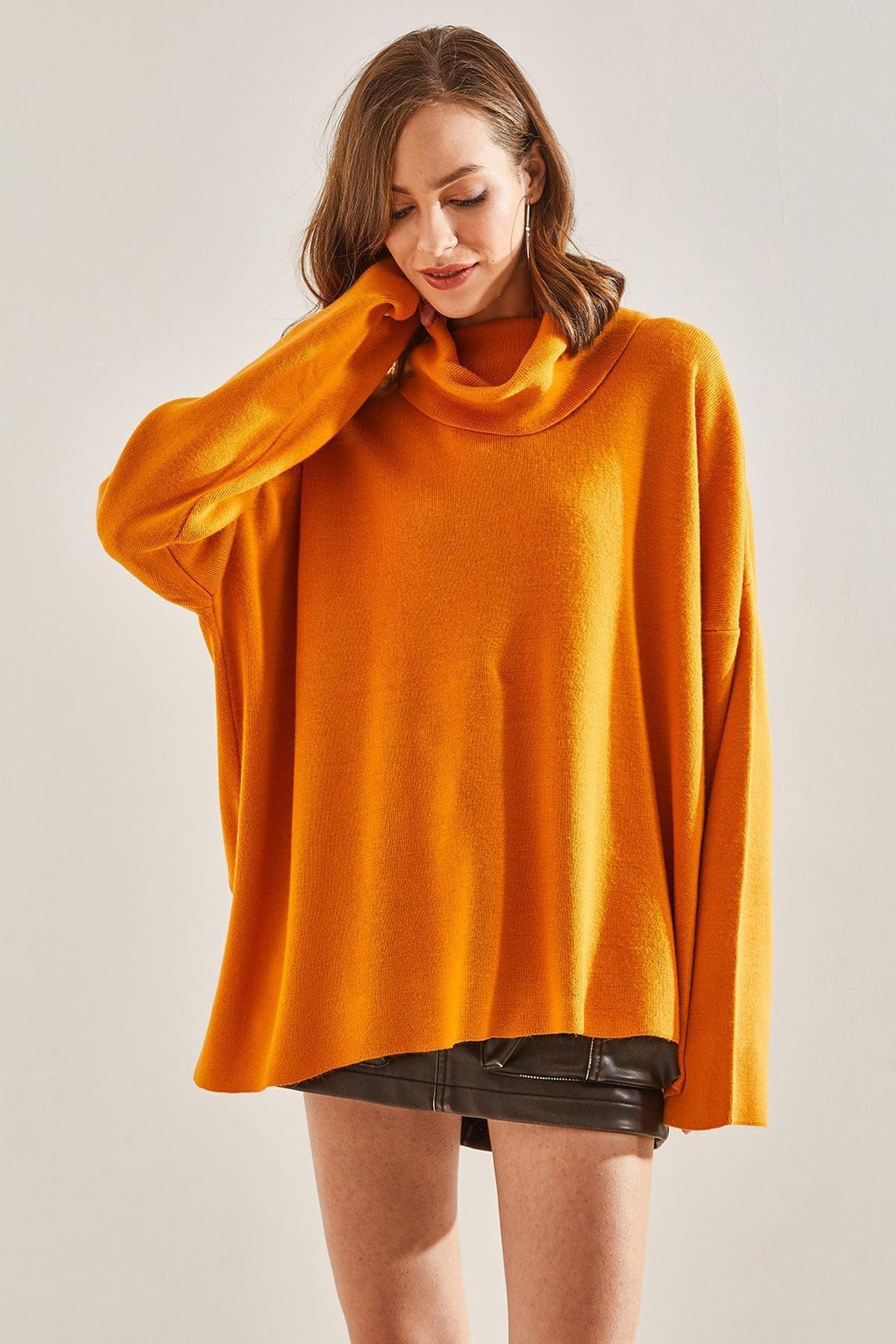 Yellow Oversize Side Slit Turtleneck Sweater, , large image number 4