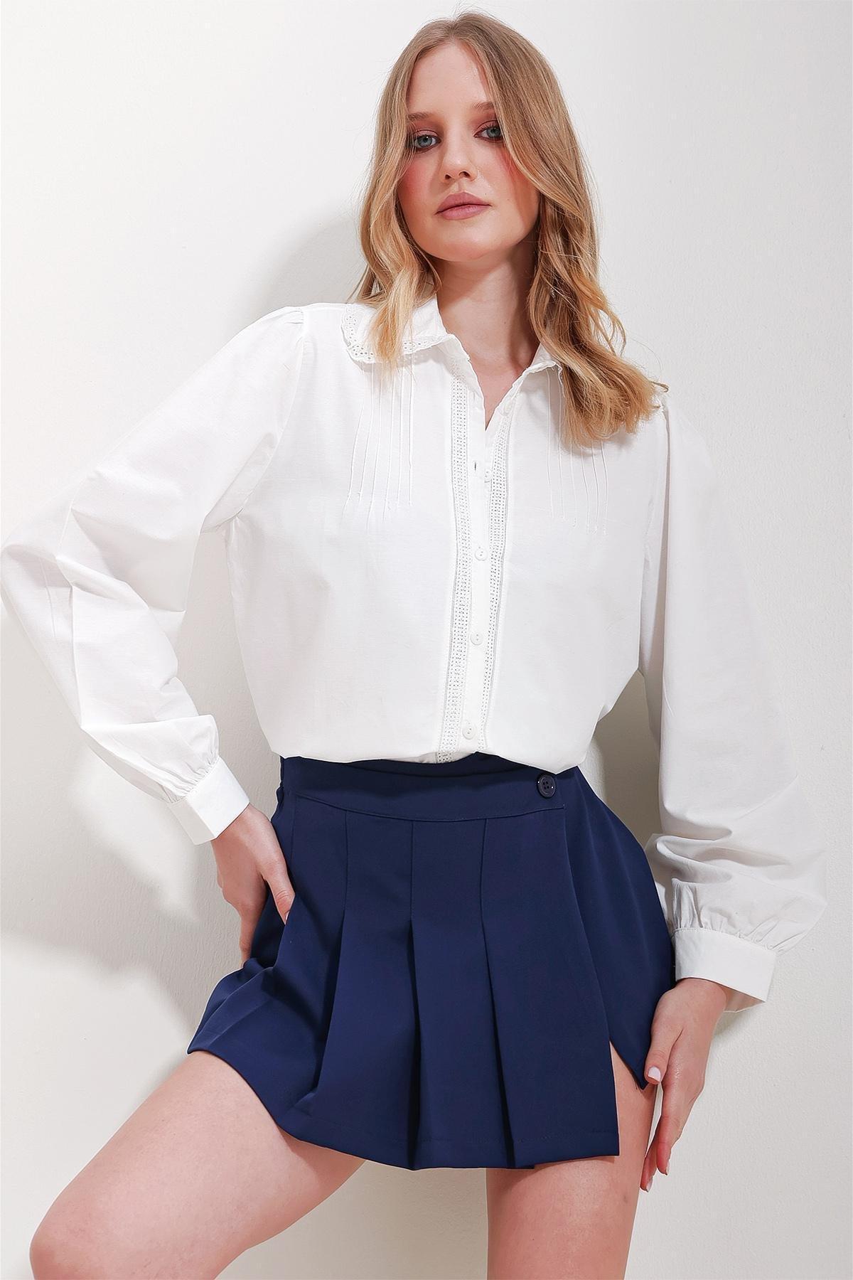 White Ribbed Scalloped Collar Shirt, , large image number 1